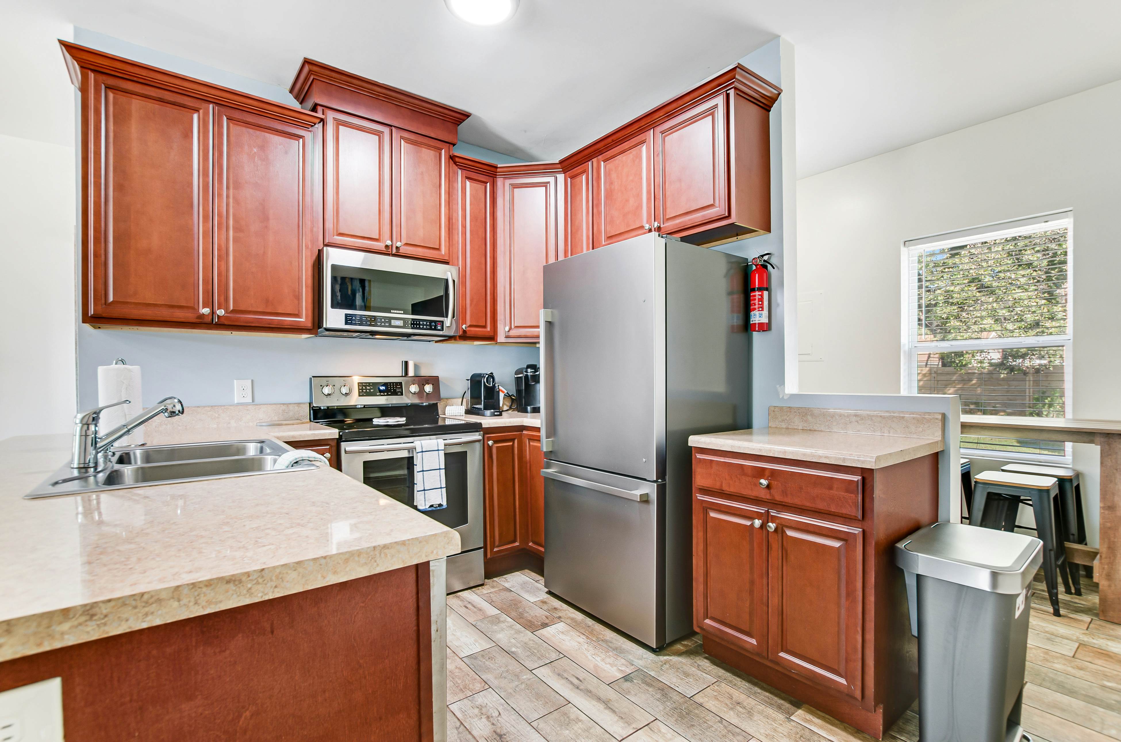 Cozy Charmer in Town