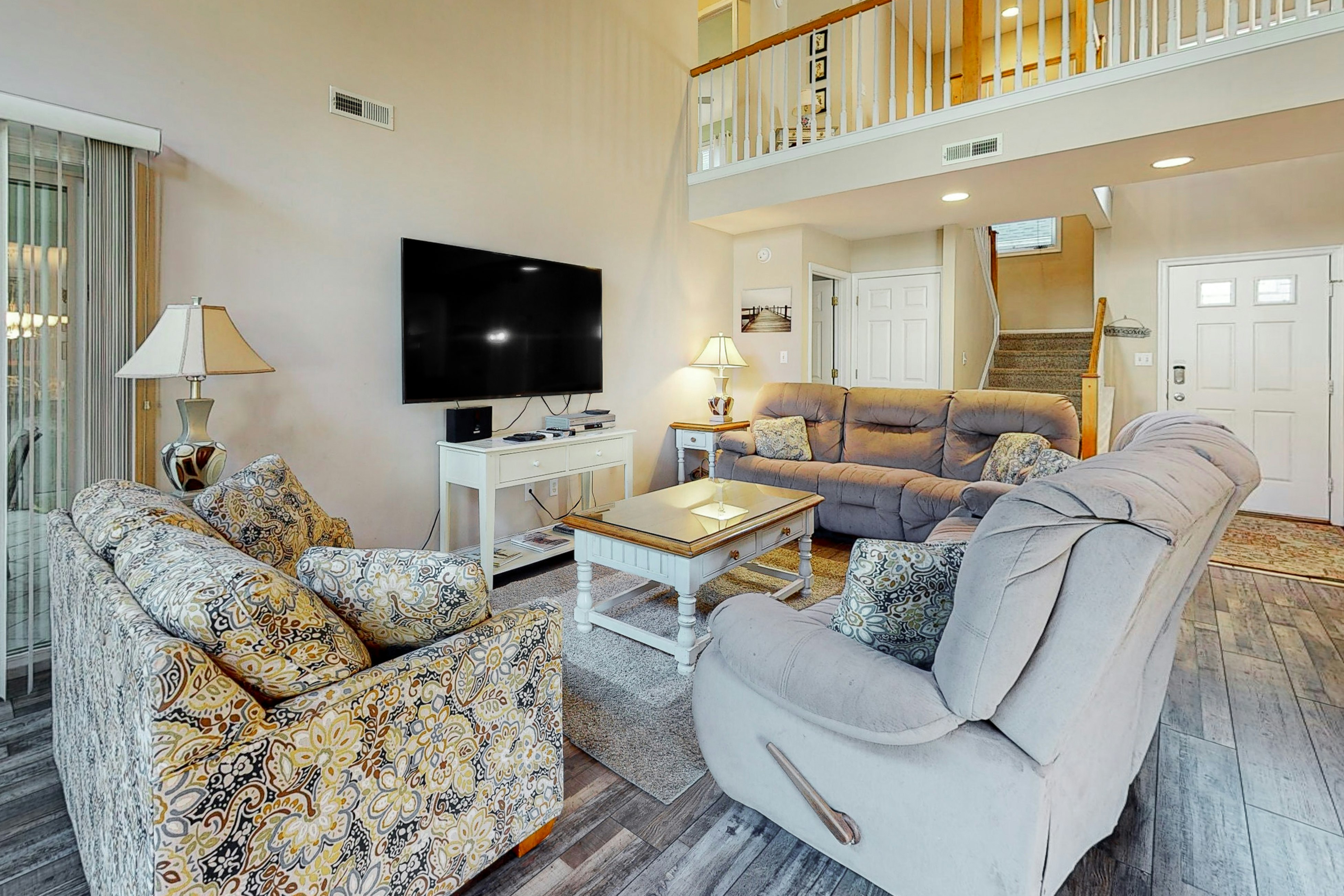 Sea Colony - 53060 Lakeshore Pl