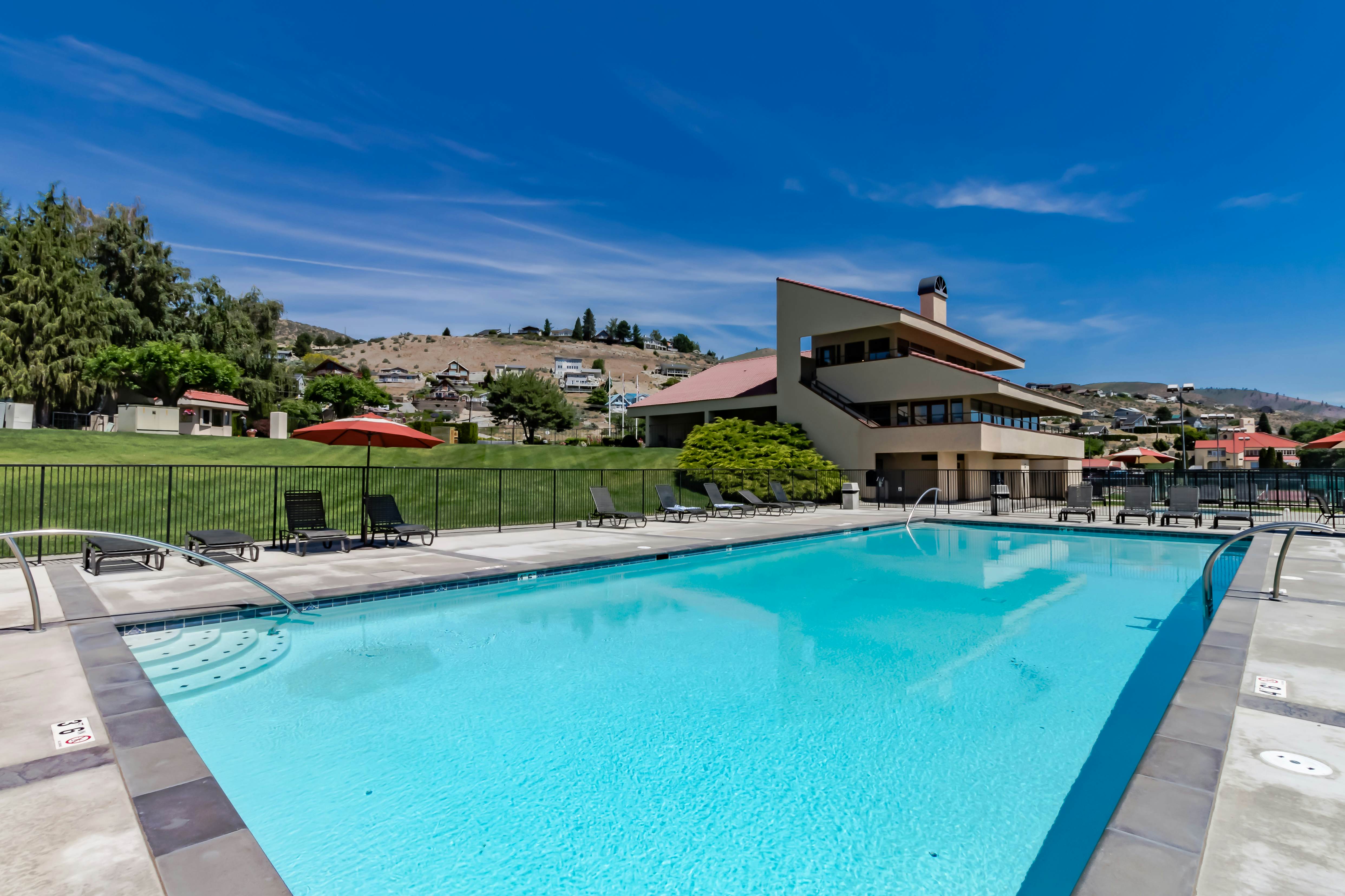 Lake Chelan Shores - Sweet Retreat  #3-3