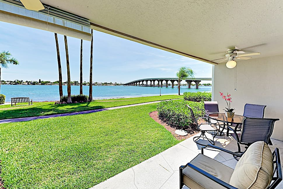 boca-ciega-bay-resort-114-2-bd-st-petersburg-fl-vacation-rental