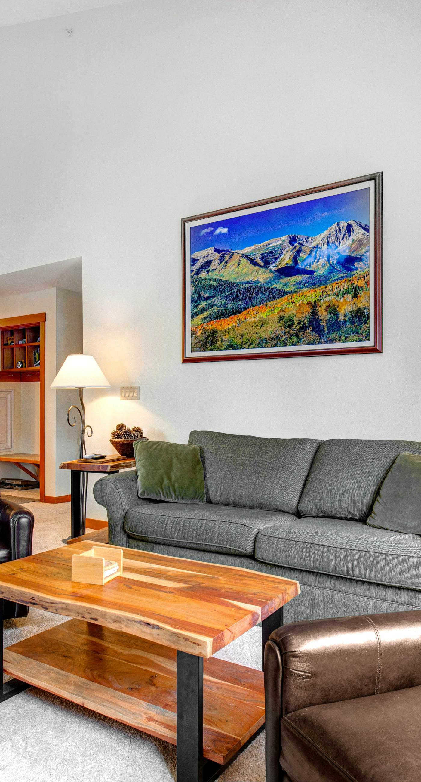 Eagle Springs East 302 - Boxelder Suite