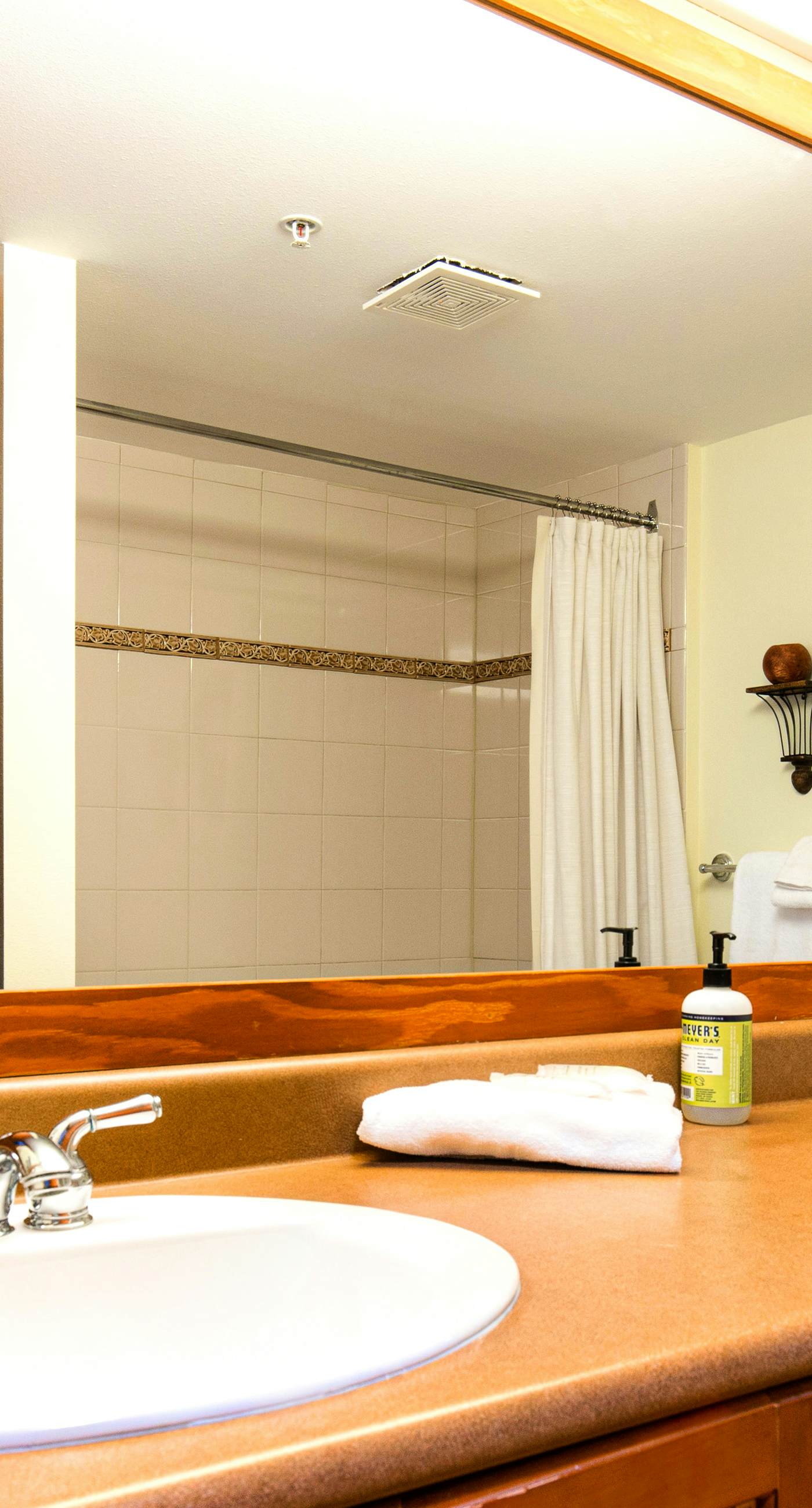 Eagle Springs East 302 - Boxelder Suite