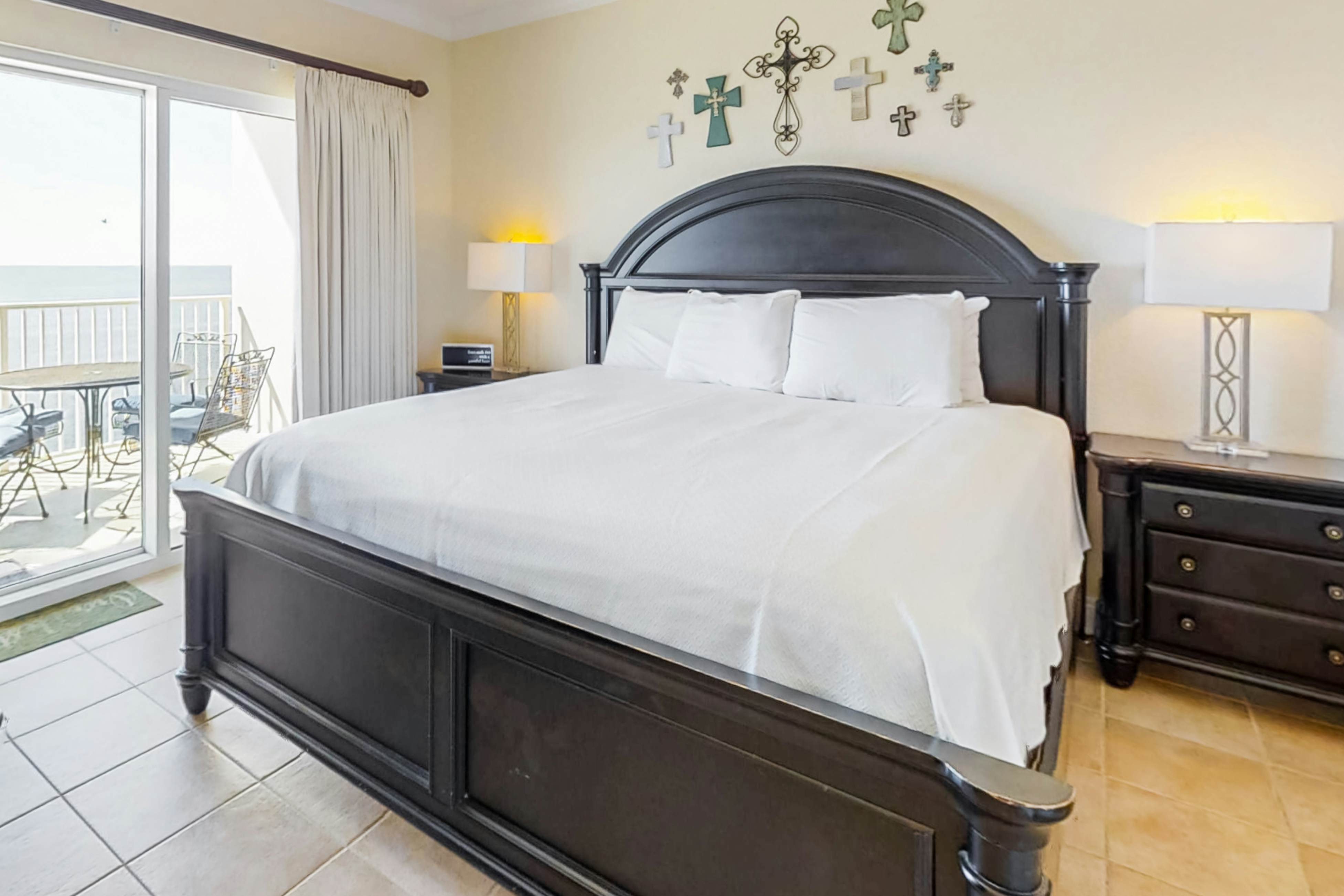 Crystal Shores West 504