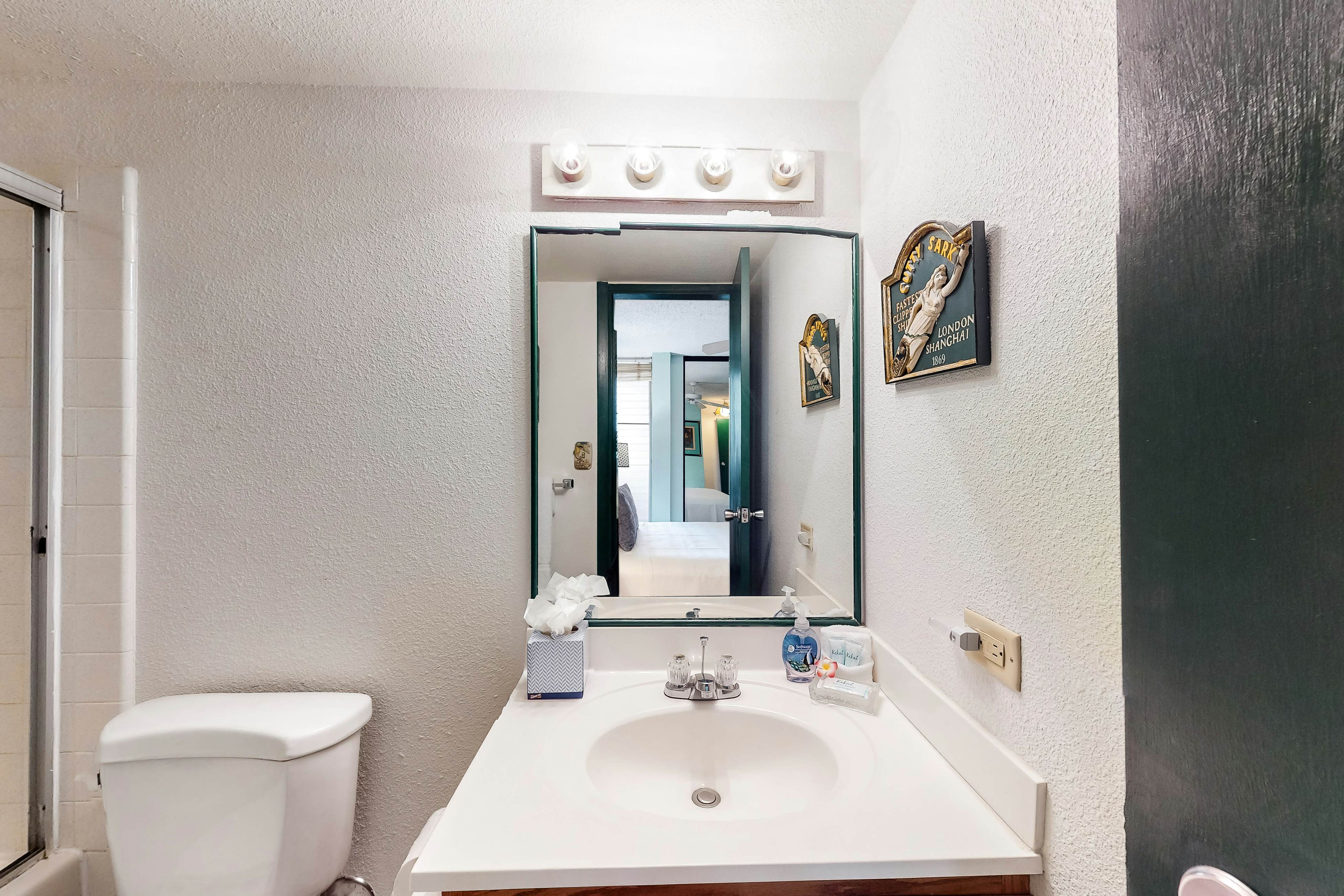 Island Sands Resort 208