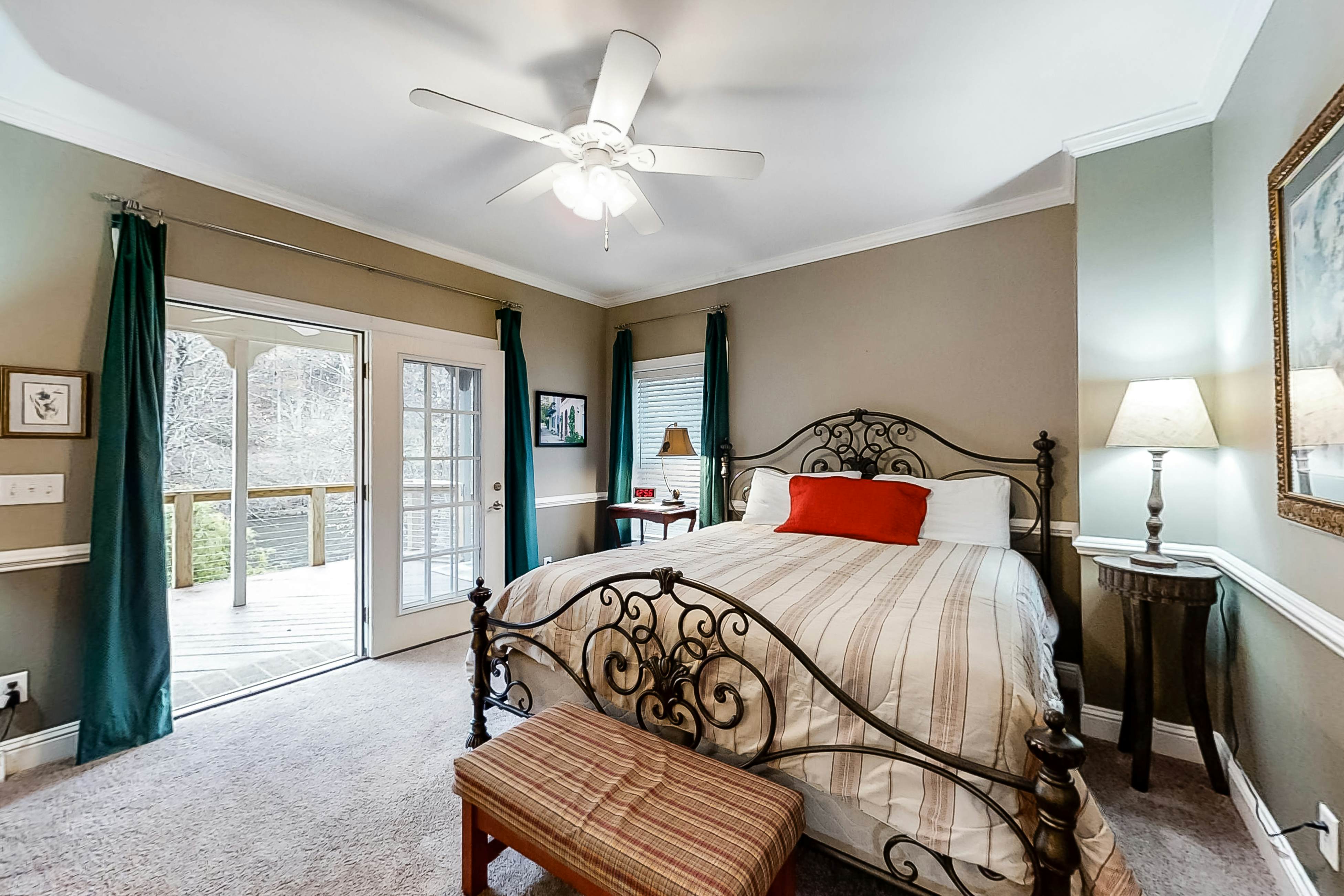 Above the River 3 BD Sylva, NC Vacation Rental Vacasa