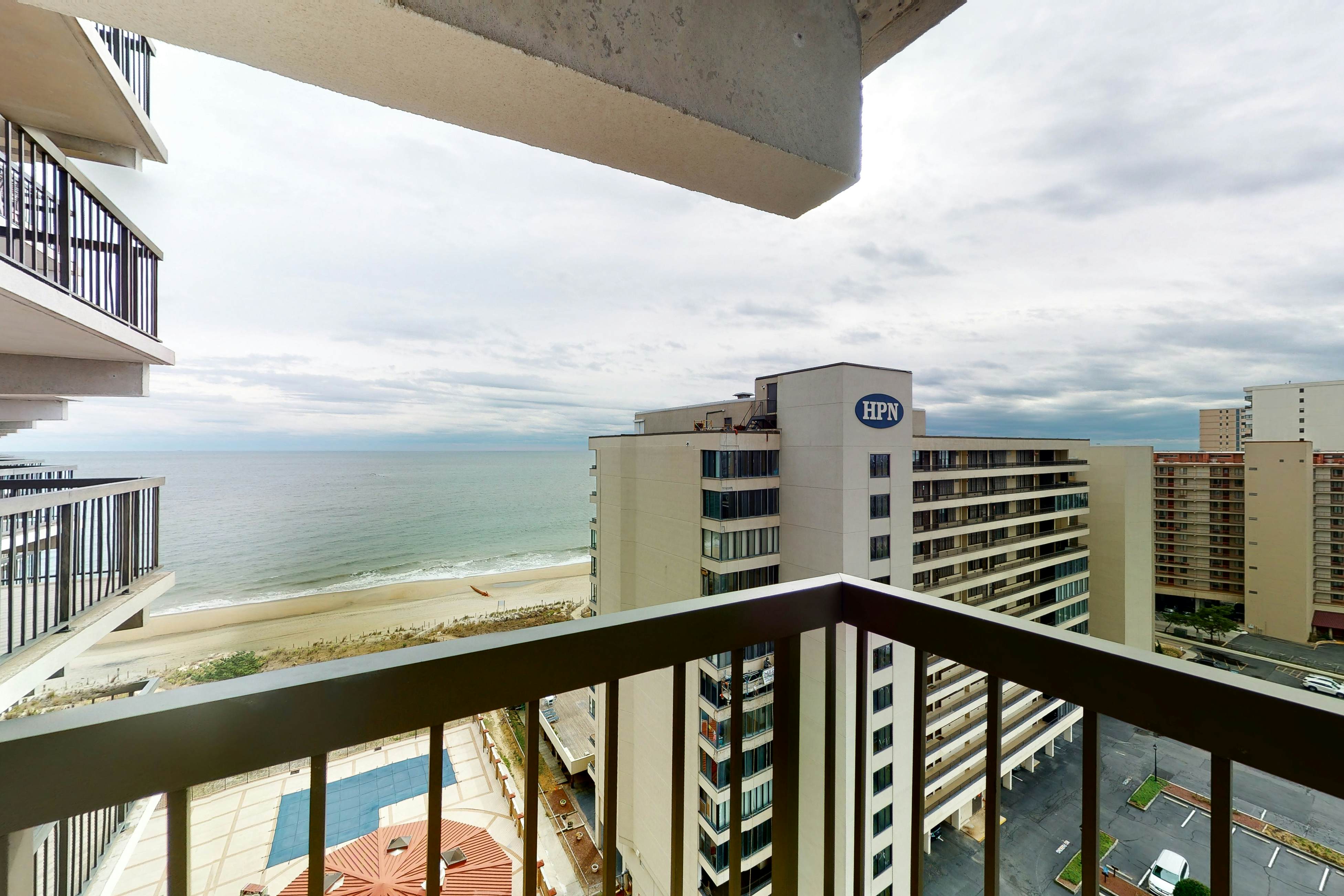 Sea Watch Condo Rentals, Vacation Rentals | Vacasa