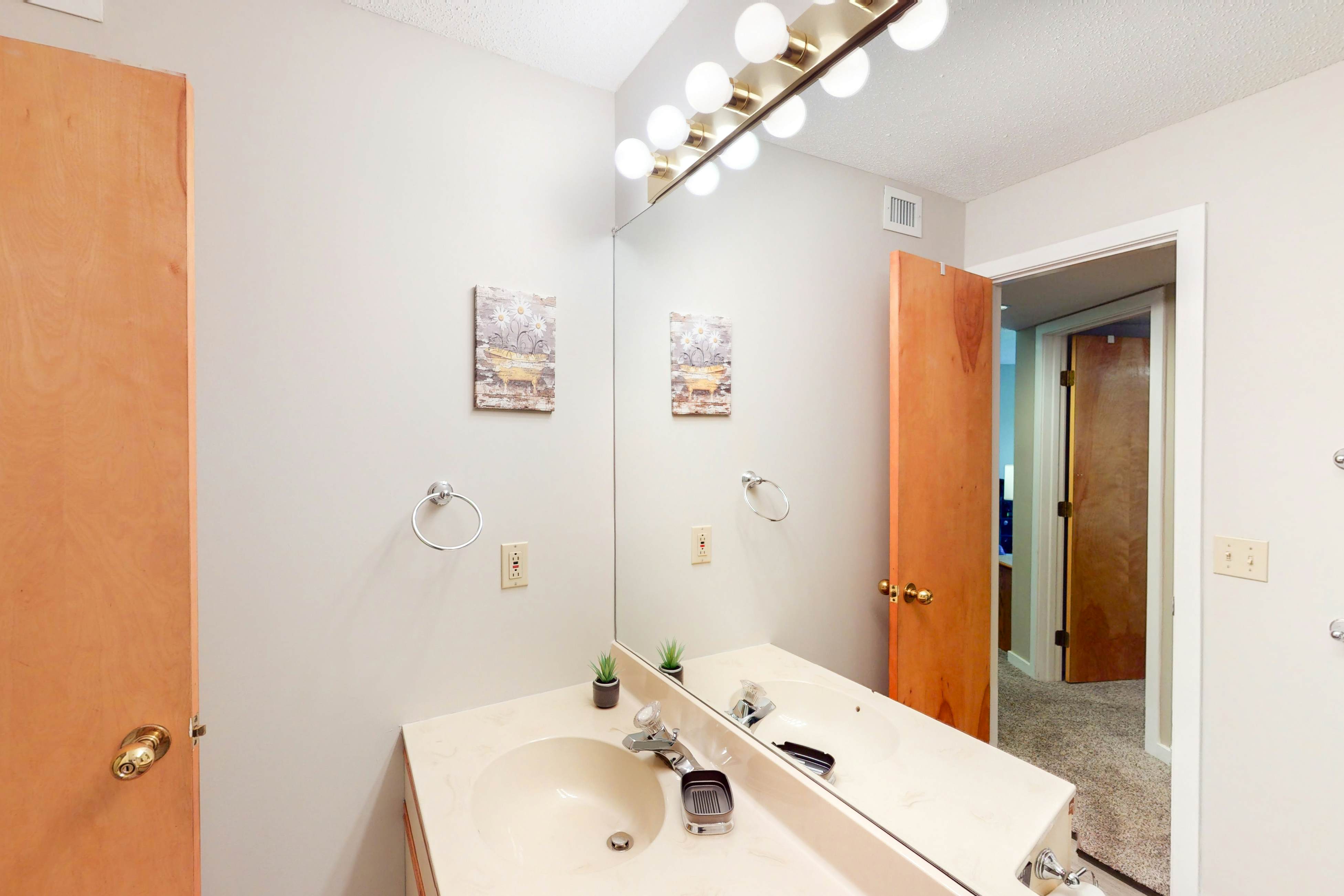 Okemo Mountain Base Retreat C203