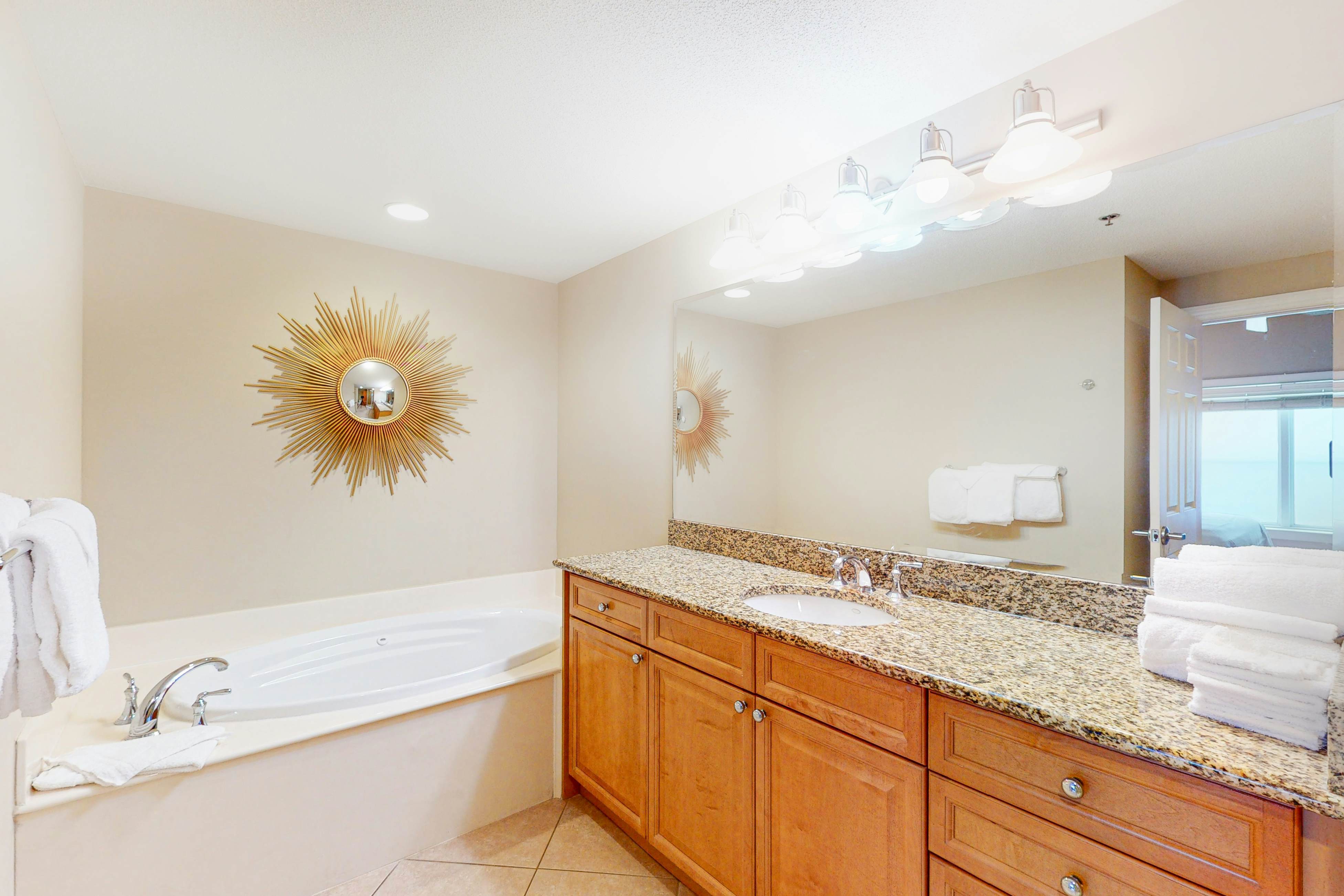 Escapes to the Shores 804