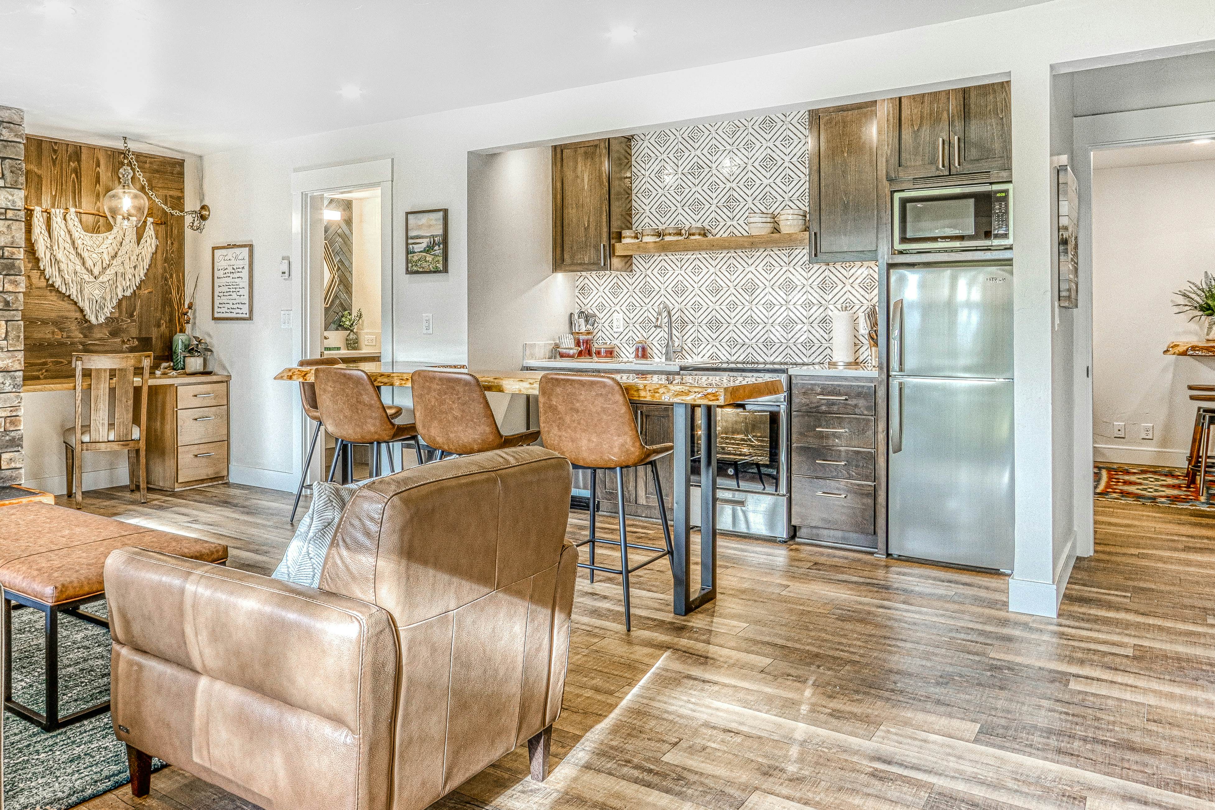 Seventh Mountain Getaway