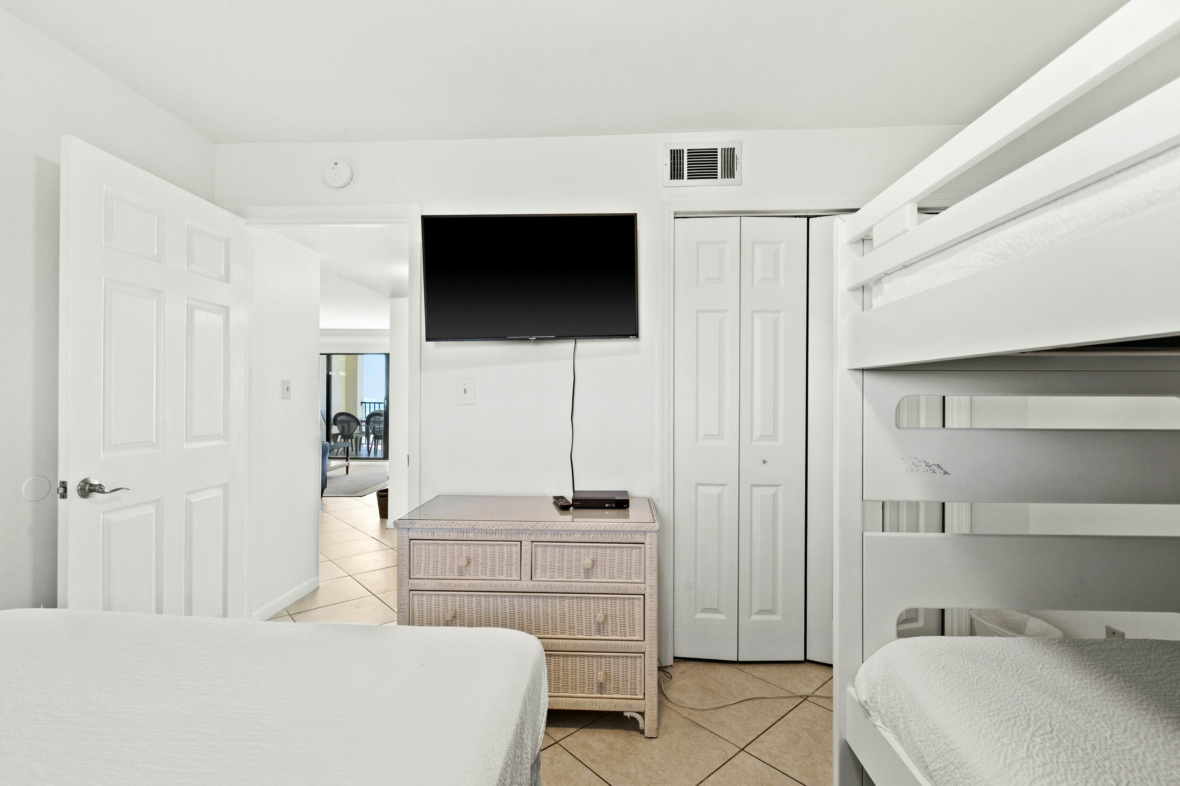 Huntington by the Sea 303