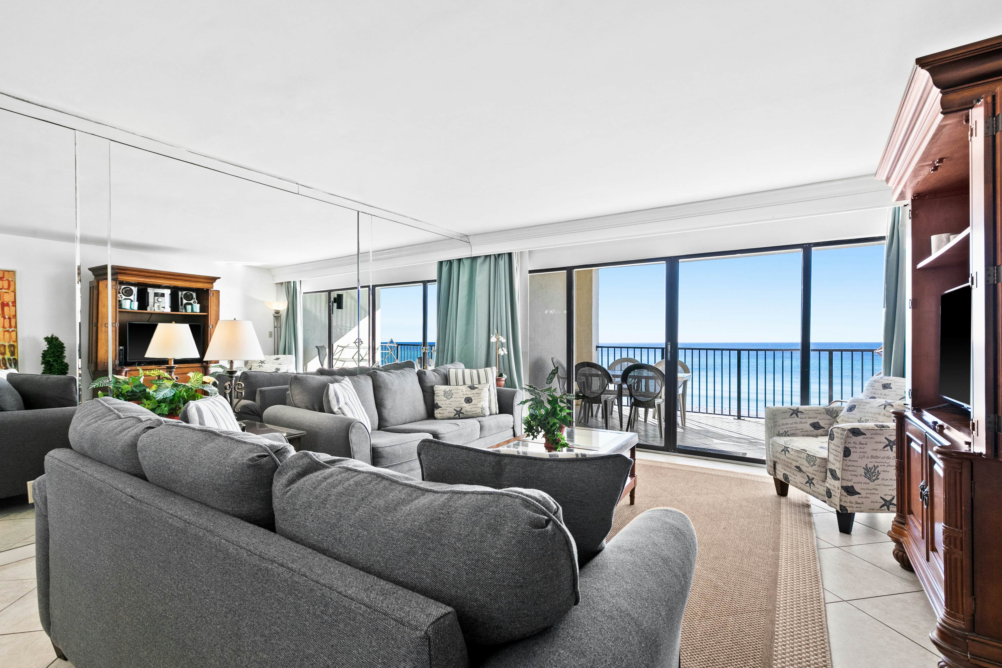 Huntington by the Sea 303