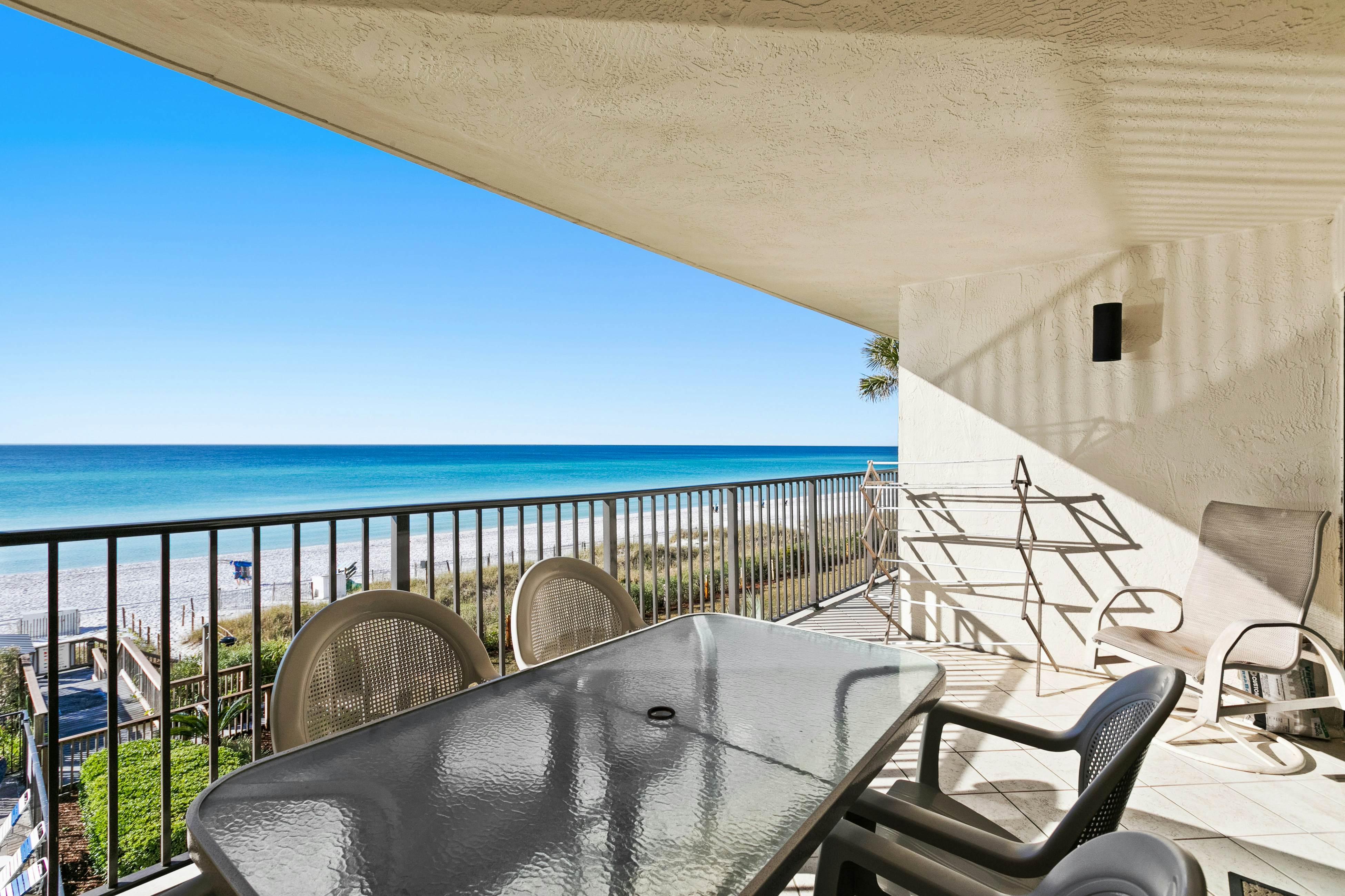 Huntington by the Sea 303