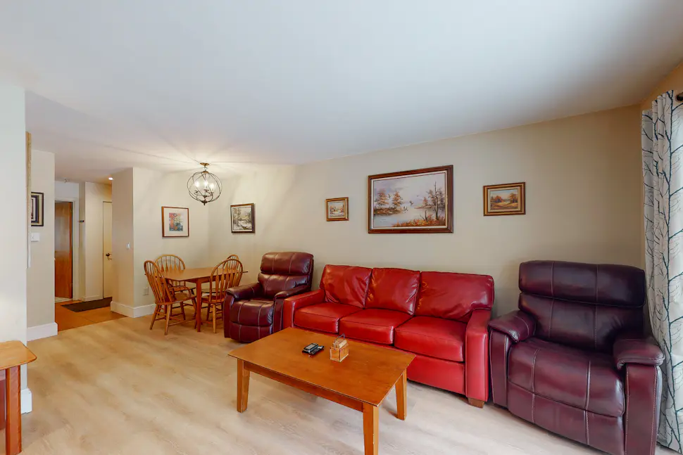 Mountain Breeze 1 BD Warren, VT Vacation Rental Vacasa