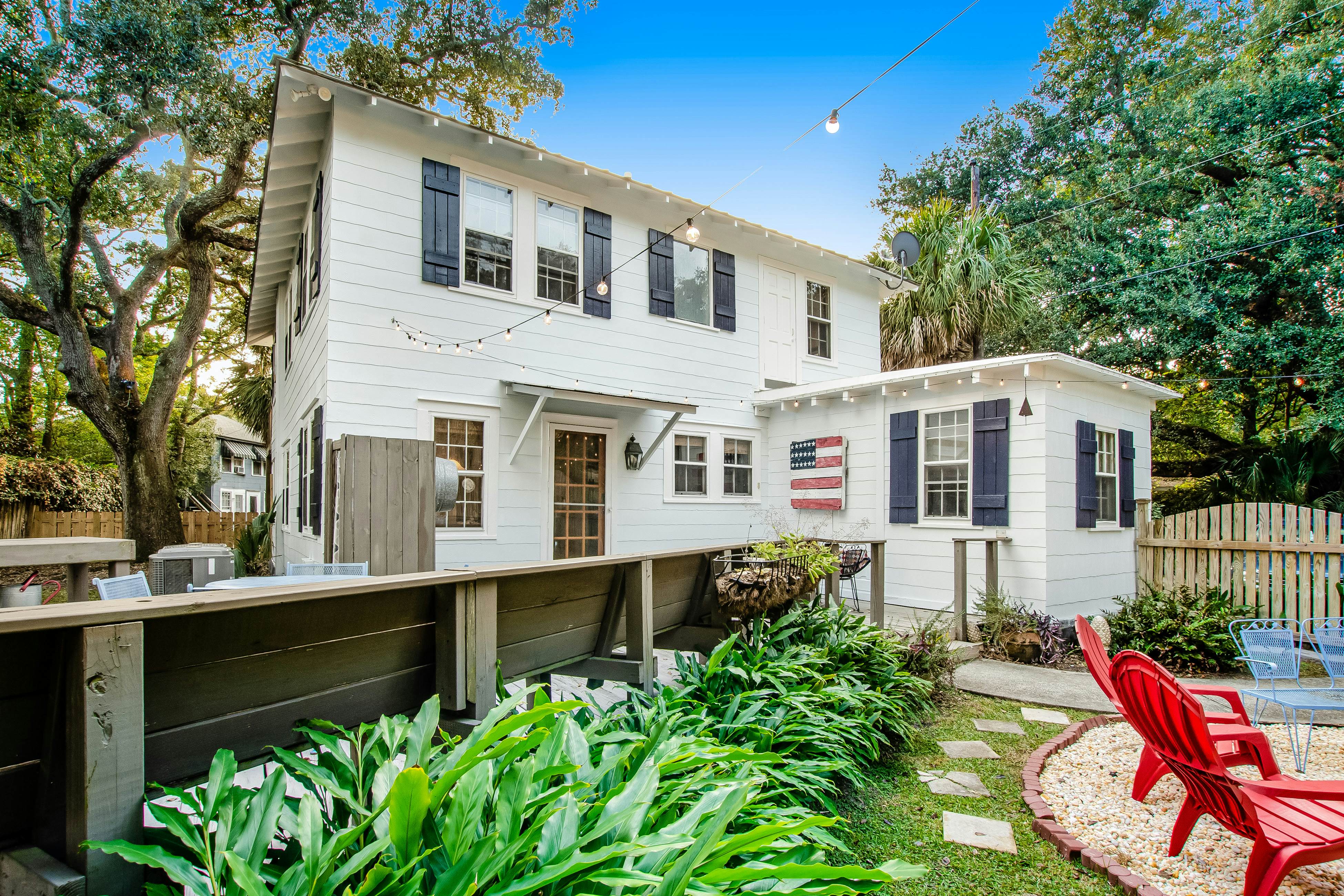 Mosley Cottage 5 BD St. Simons, GA Vacation Rental Vacasa