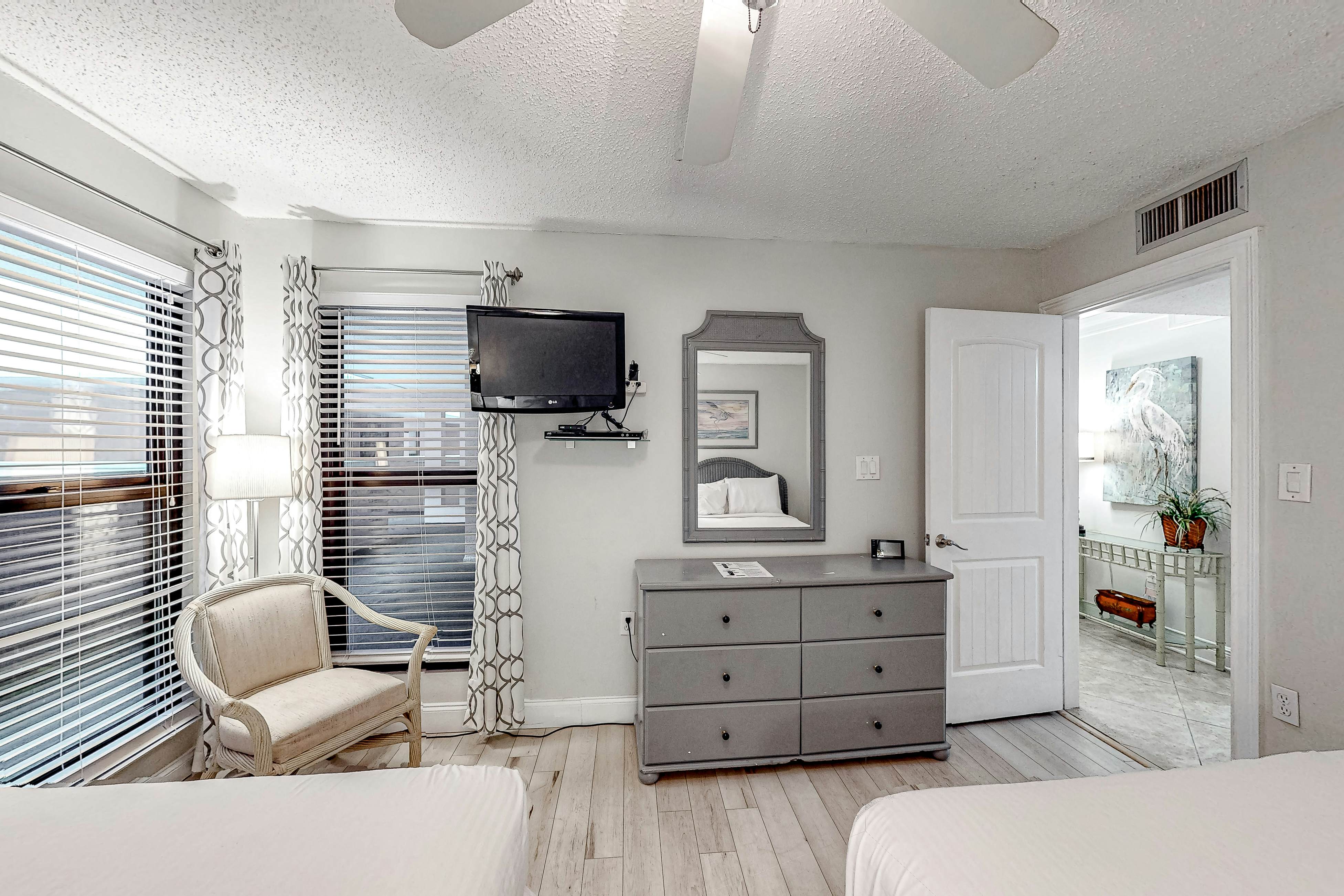 Nana's Place 406B Jetty East