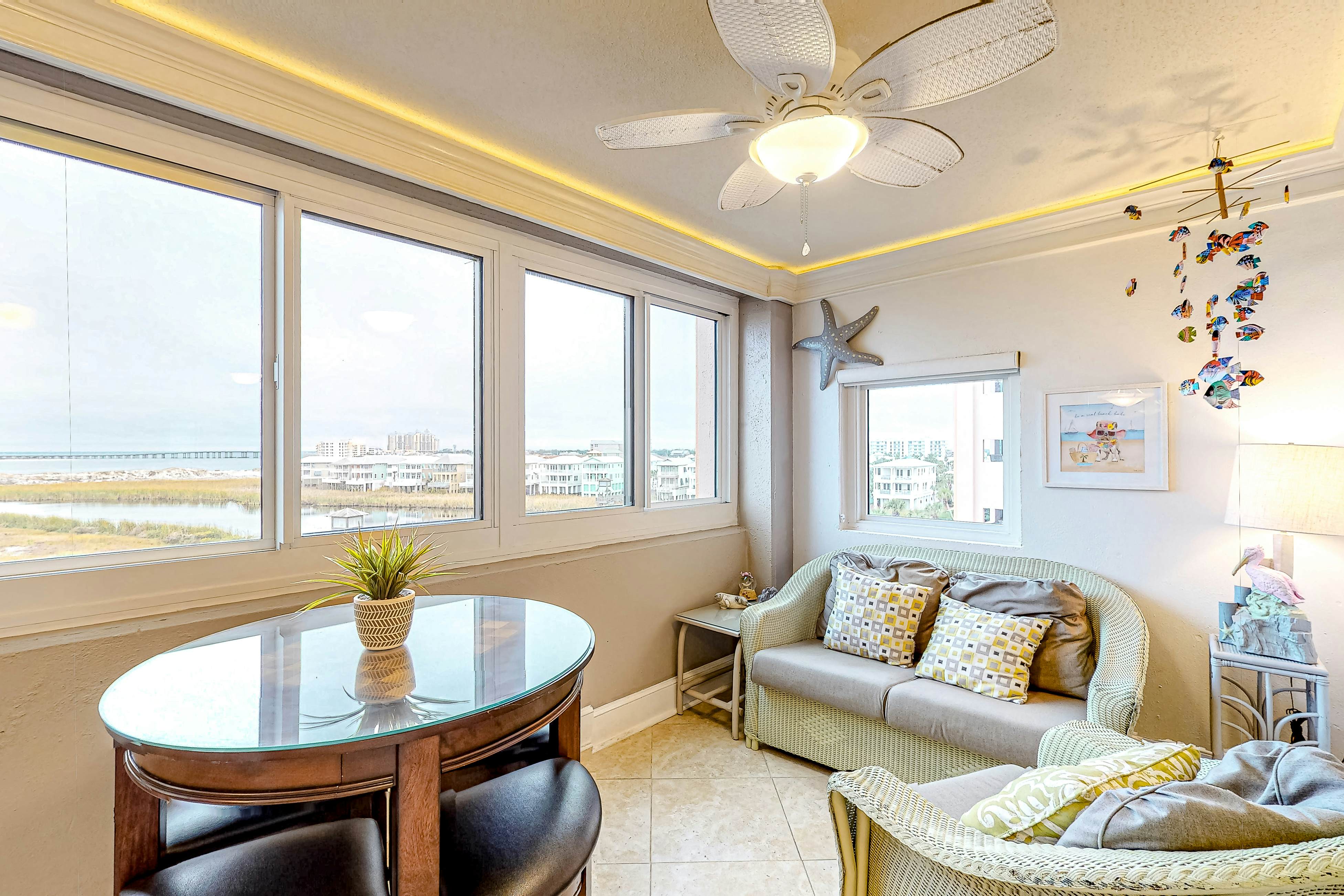 Nana's Place 406B Jetty East