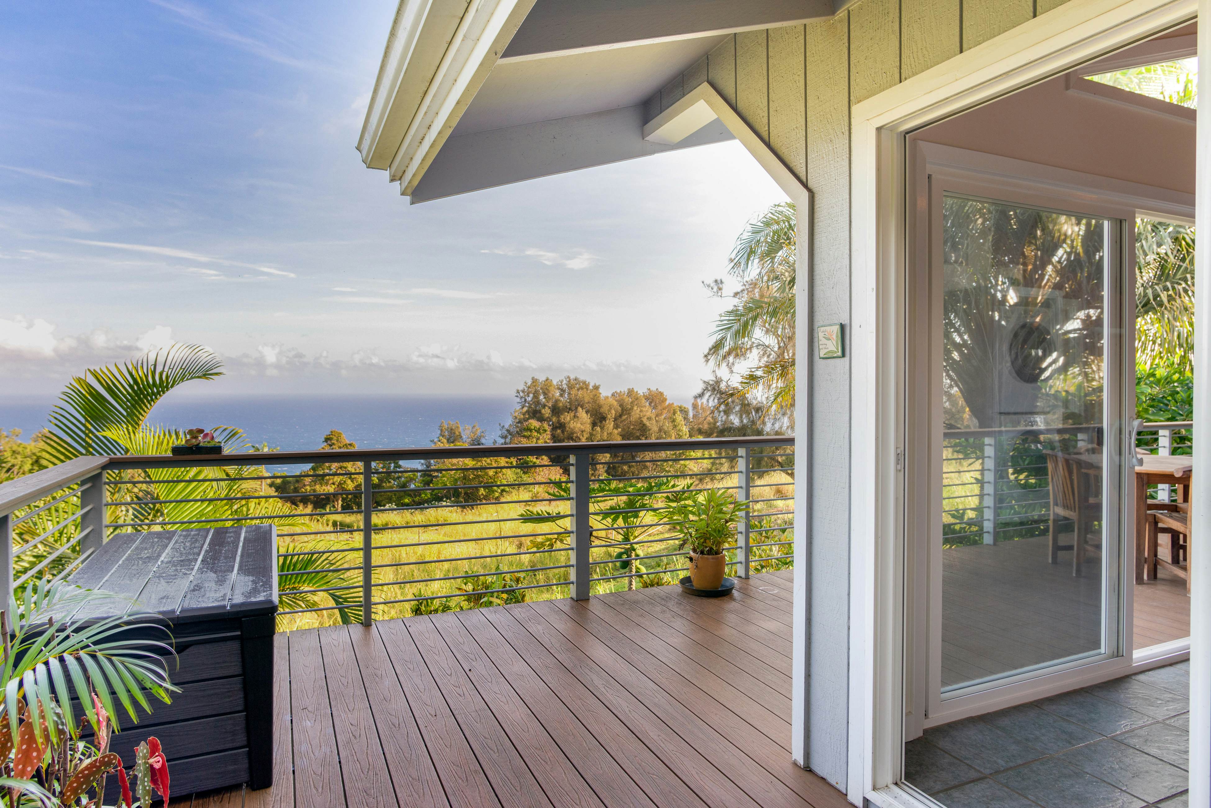 Waipio Glass House 2 BD Honokaa, HI Vacation Rental Vacasa