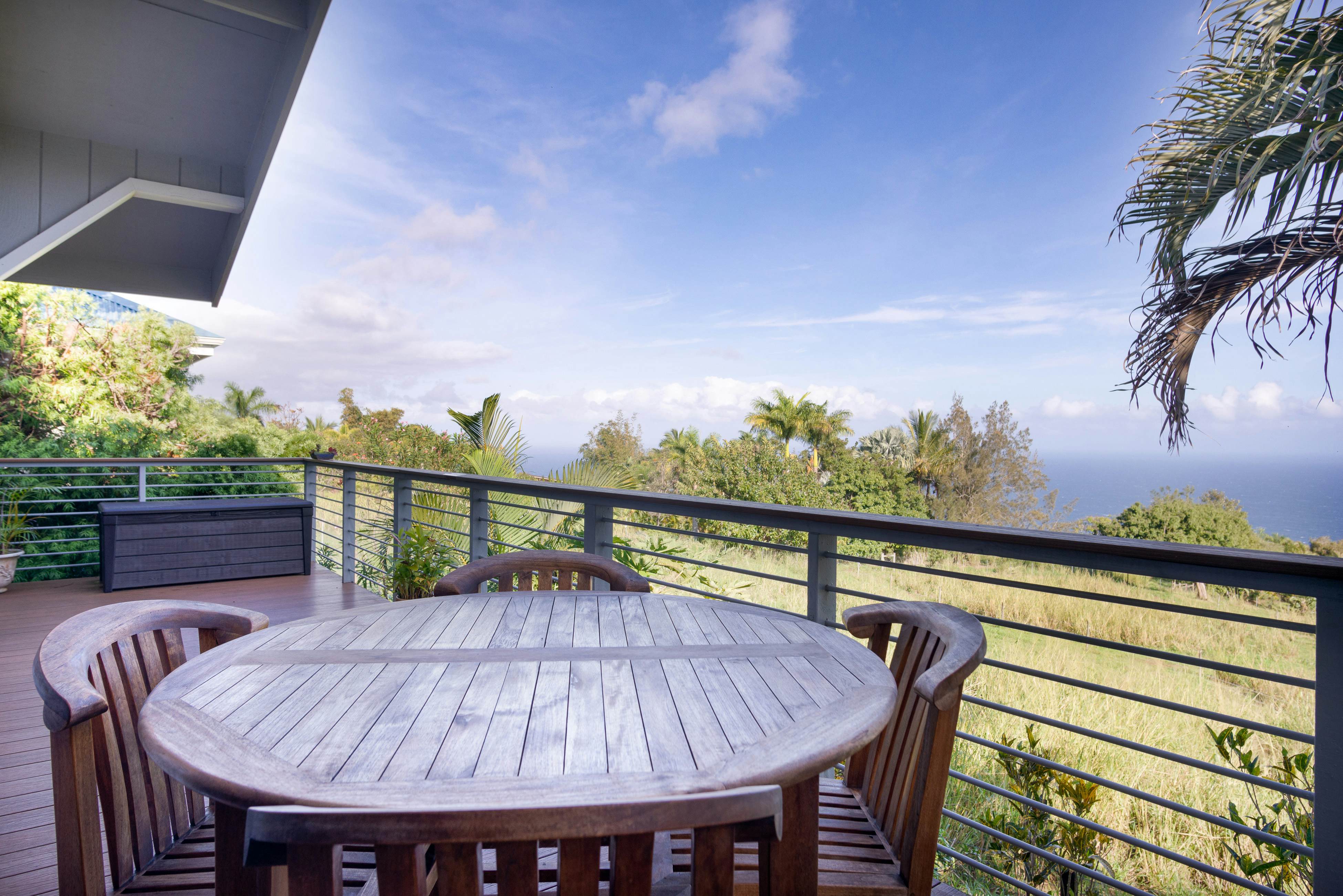 Waipio Glass House 2 BD Honokaa, HI Vacation Rental Vacasa