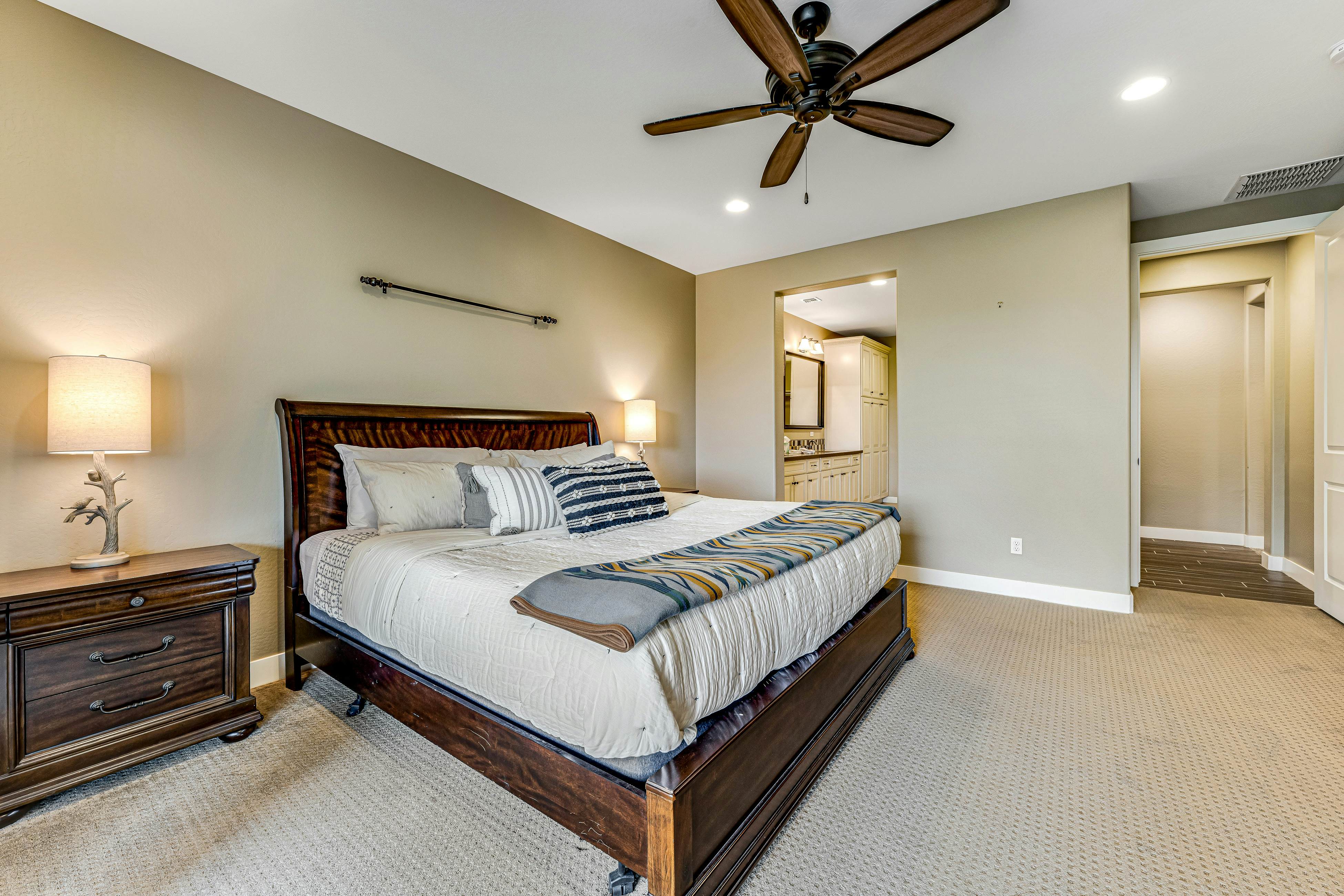 Easy Living on the Greens