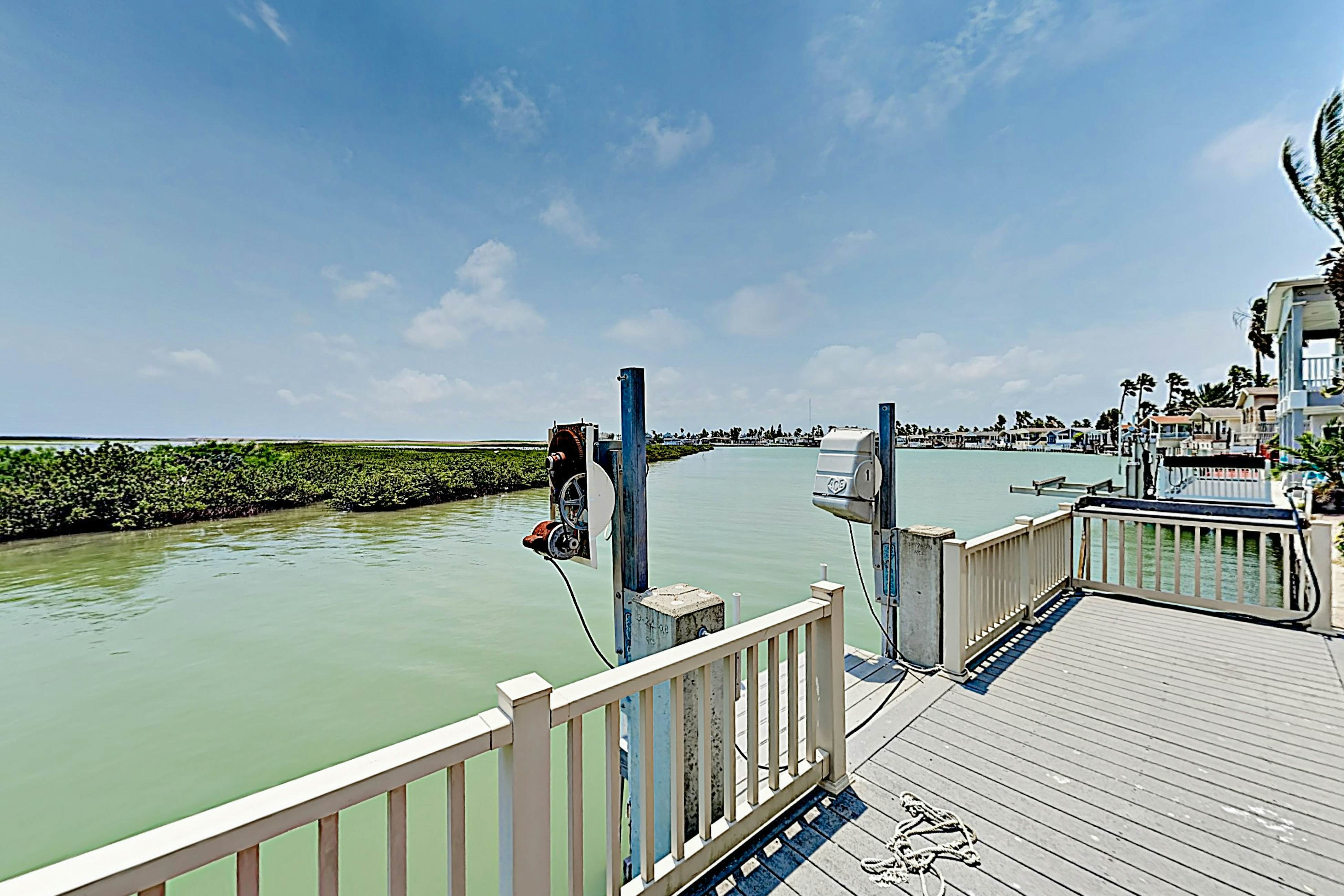 Long Island Village 618 Sand Dollar Dr 2 BD Port Isabel, TX Vacation