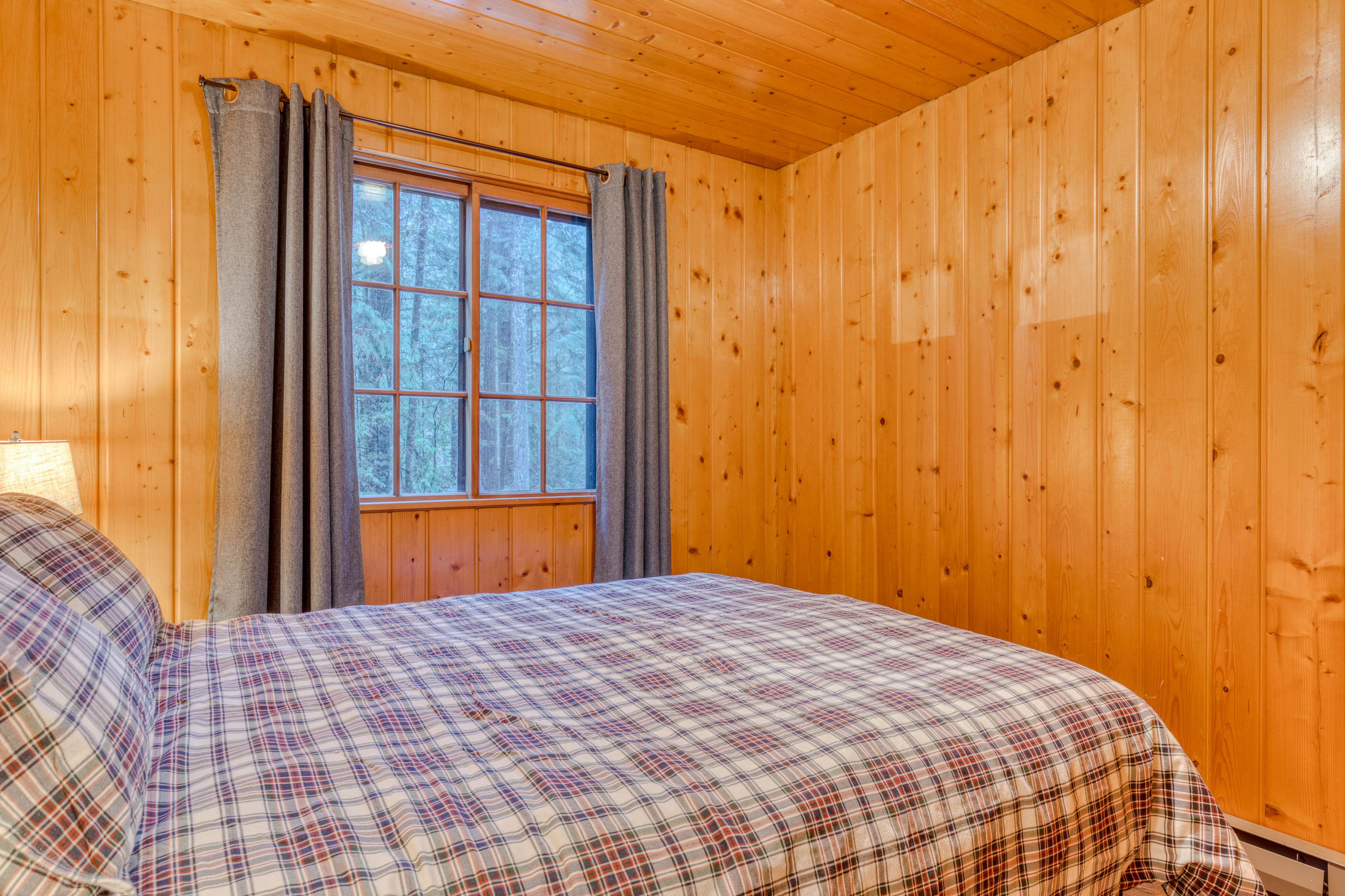 Campfire Cabin on the River