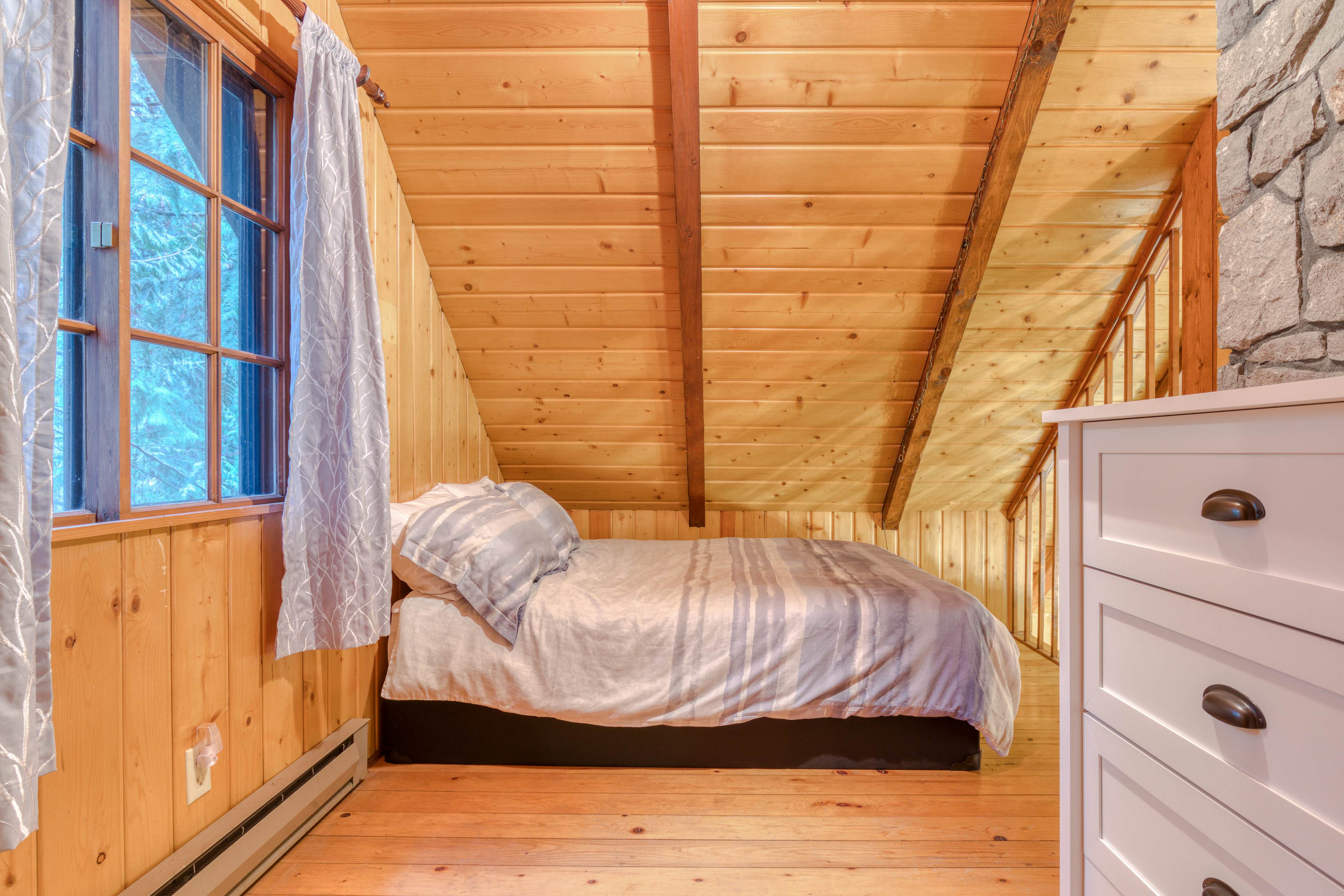 Campfire Cabin on the River