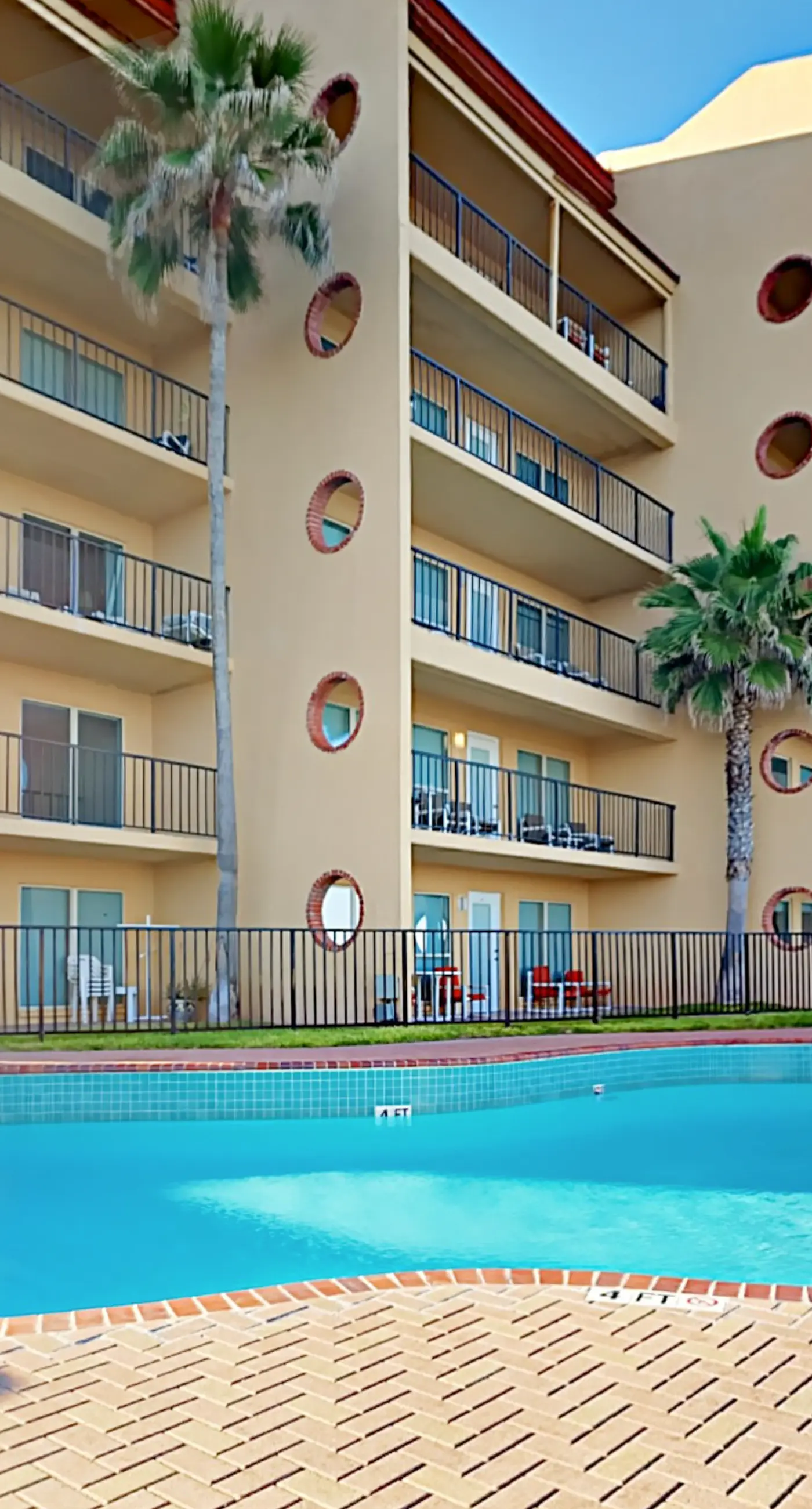 Suntide II Condominiums #207