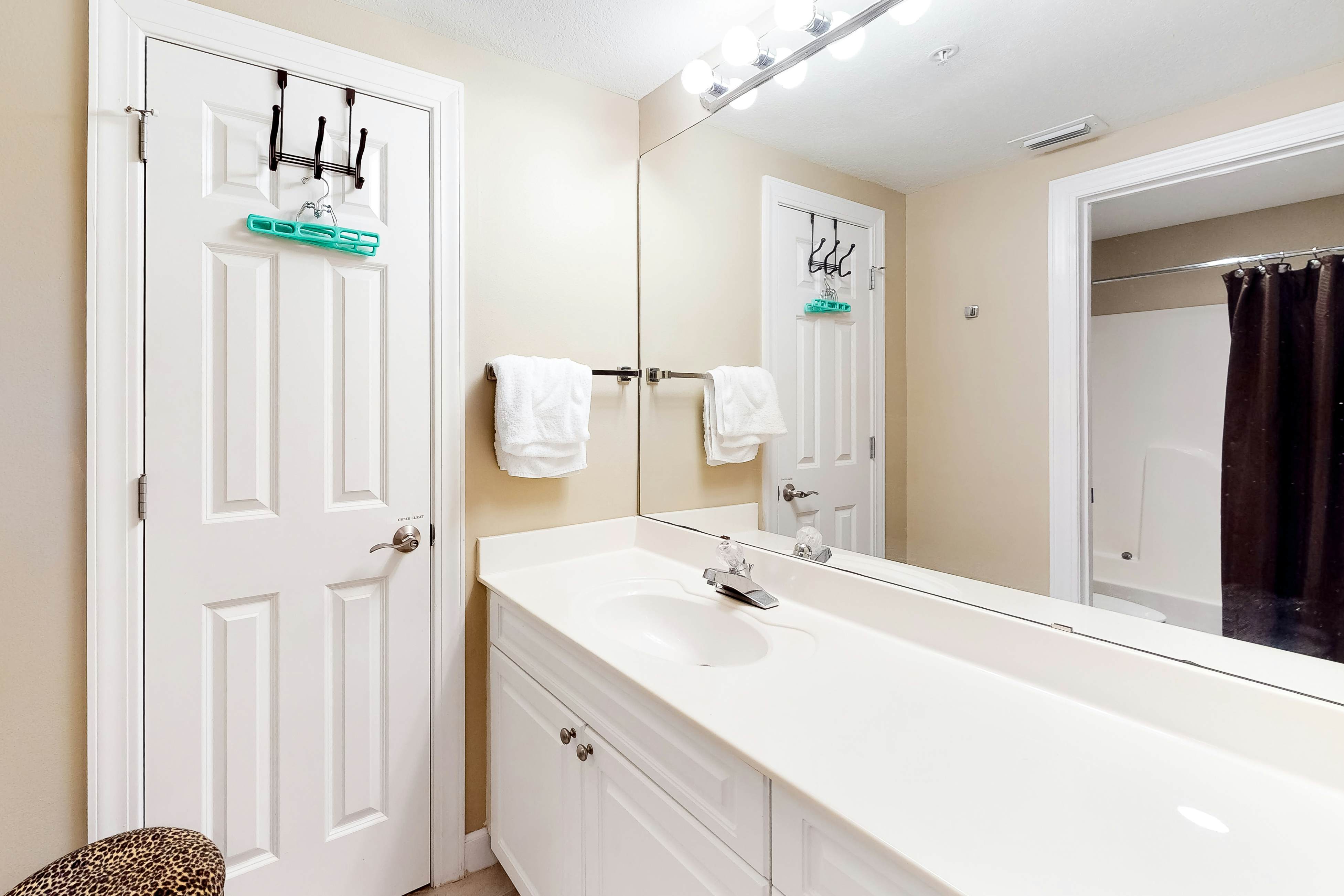 Admirals Quarters 1005