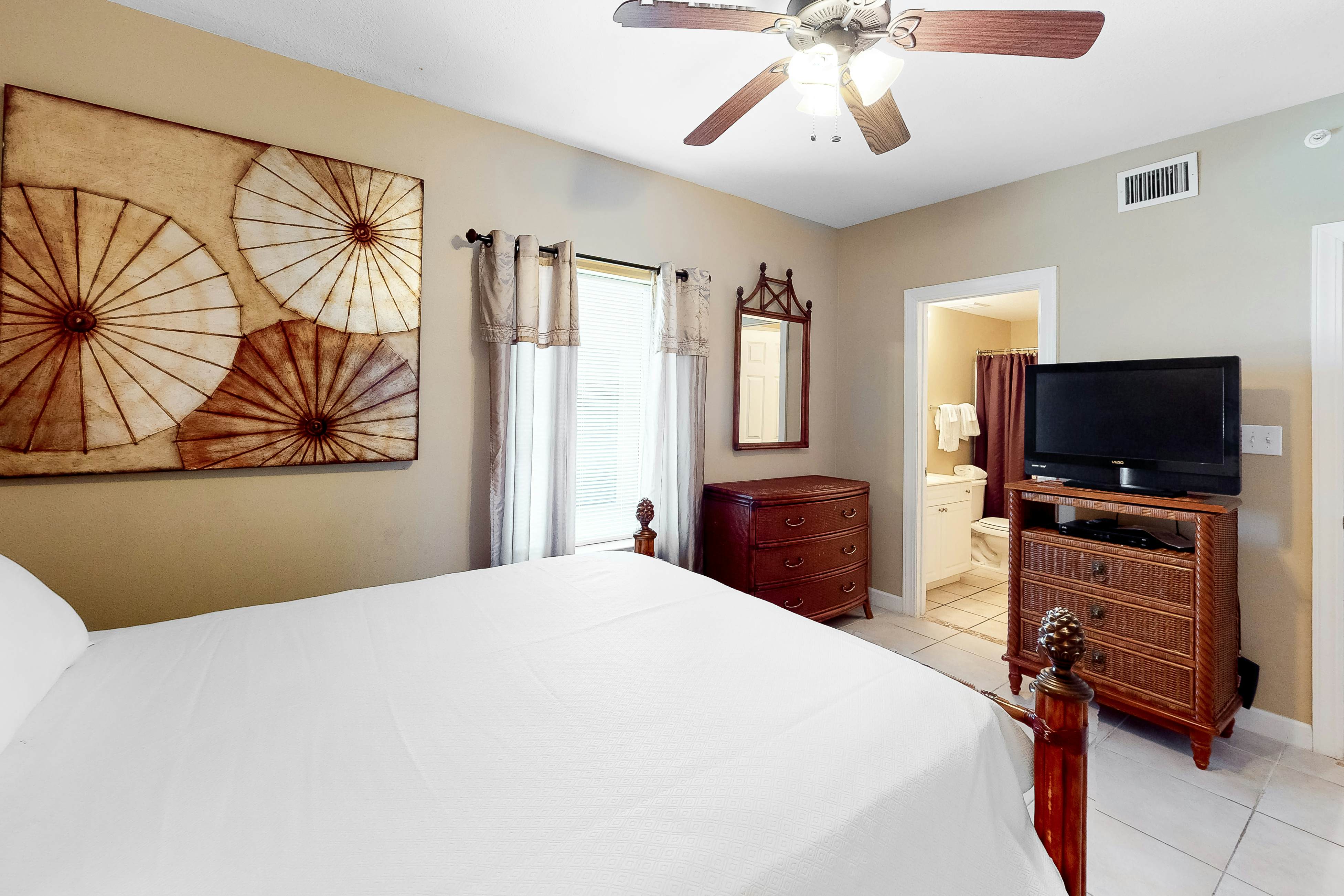 Admirals Quarters 1005