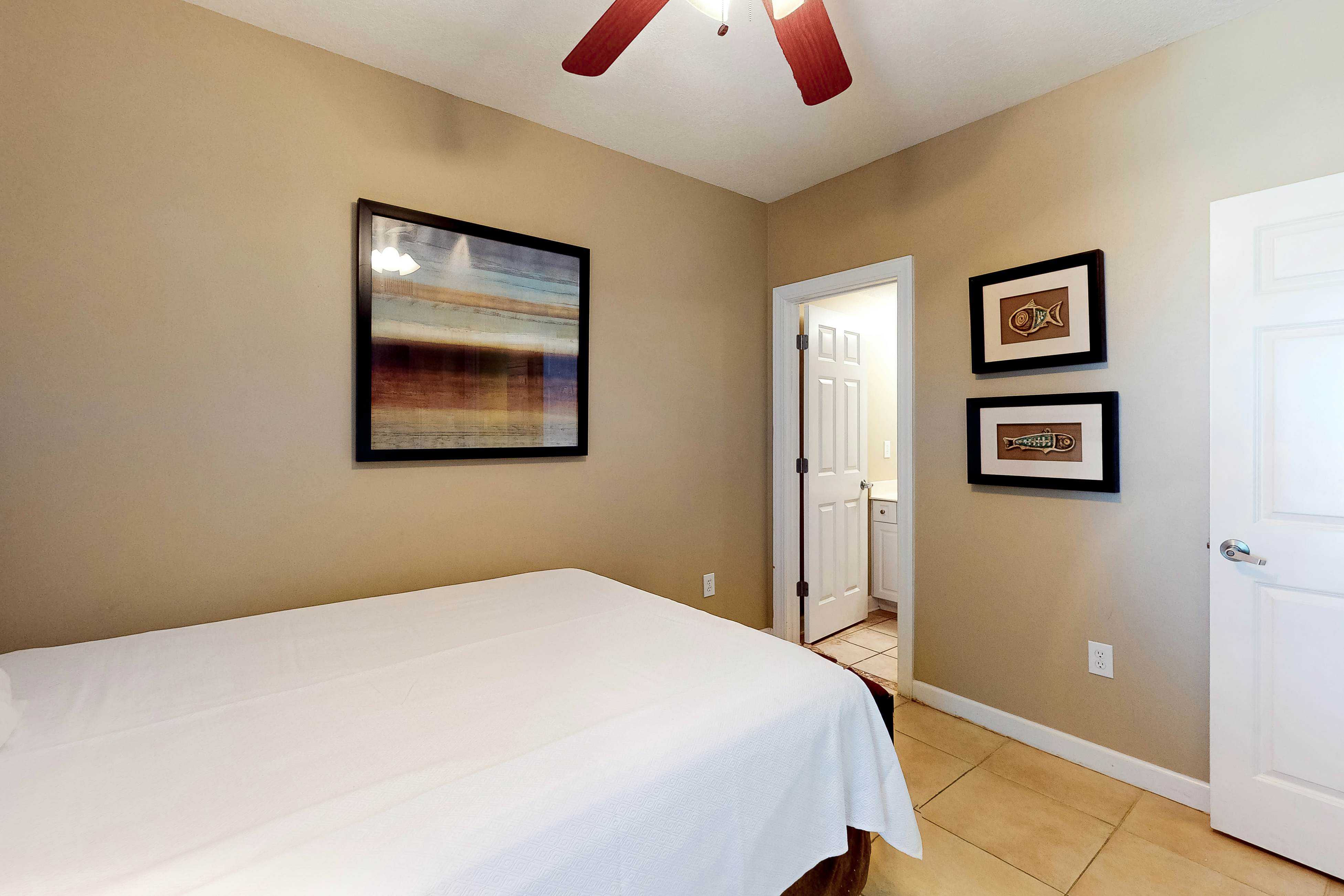 Admirals Quarters 1005