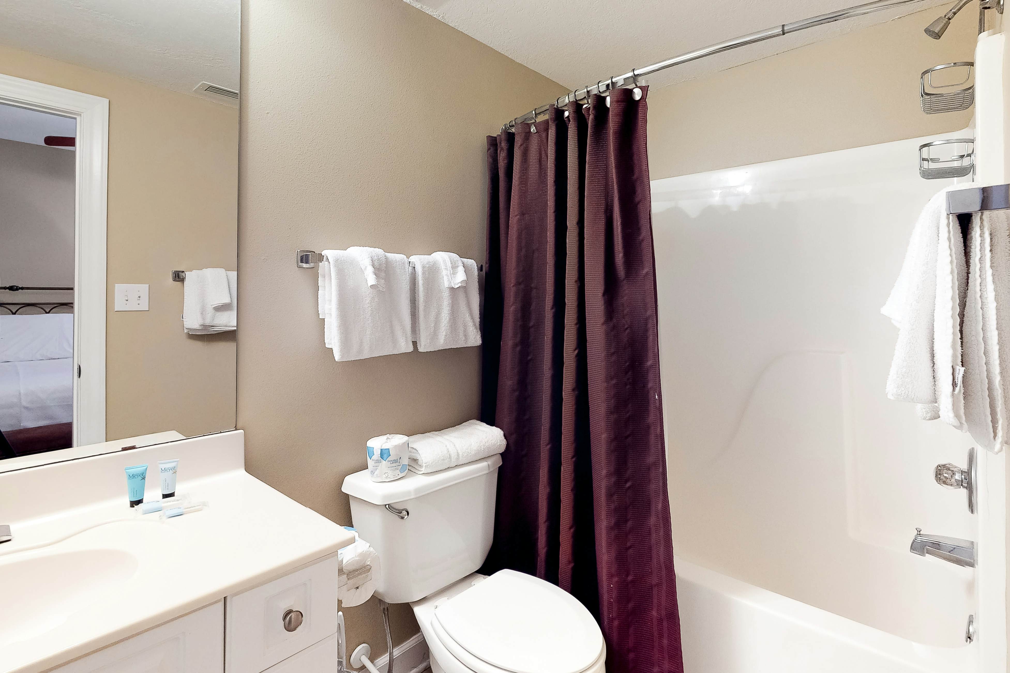 Admirals Quarters 1005