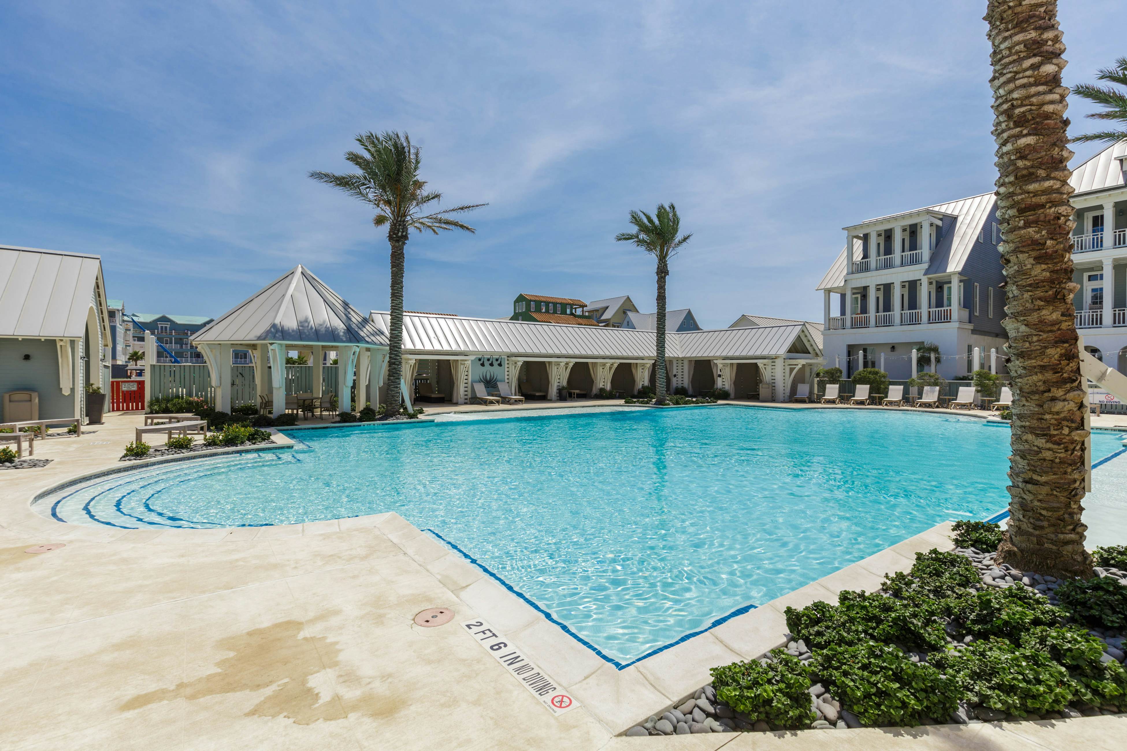 Sleek Beach at Palmilla Beach