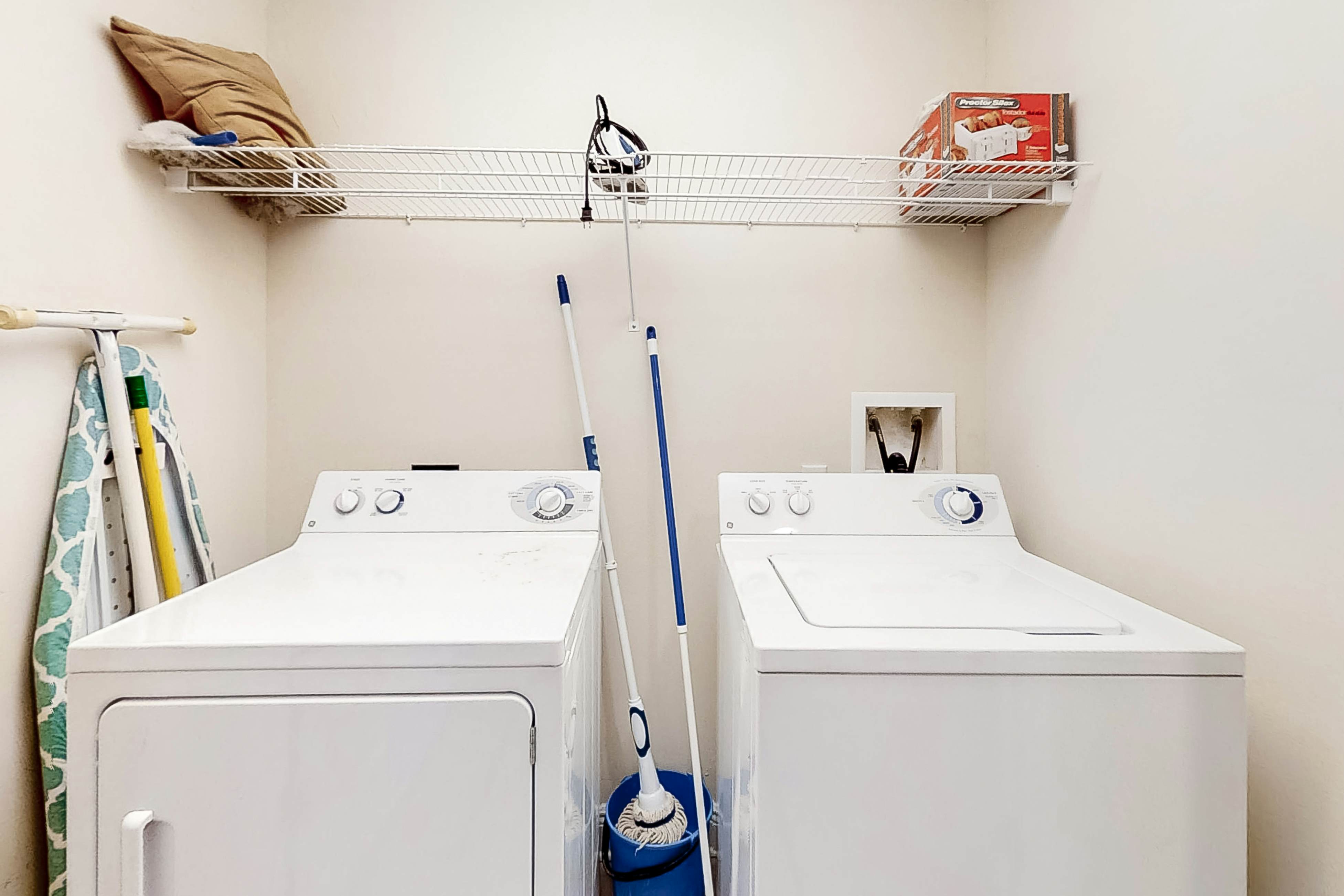 Crystal Shores West 102