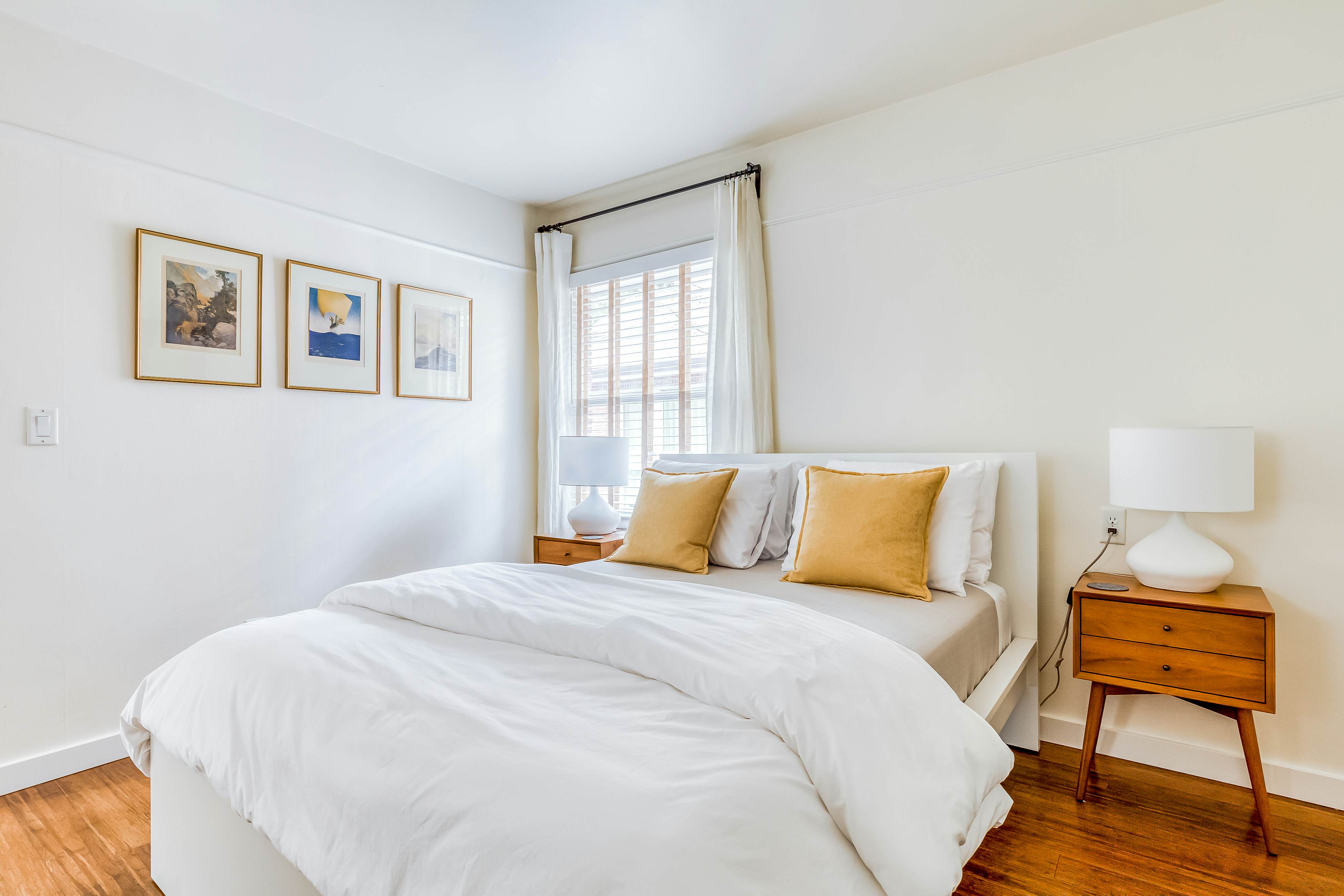 Lake Oswego Mid-Century