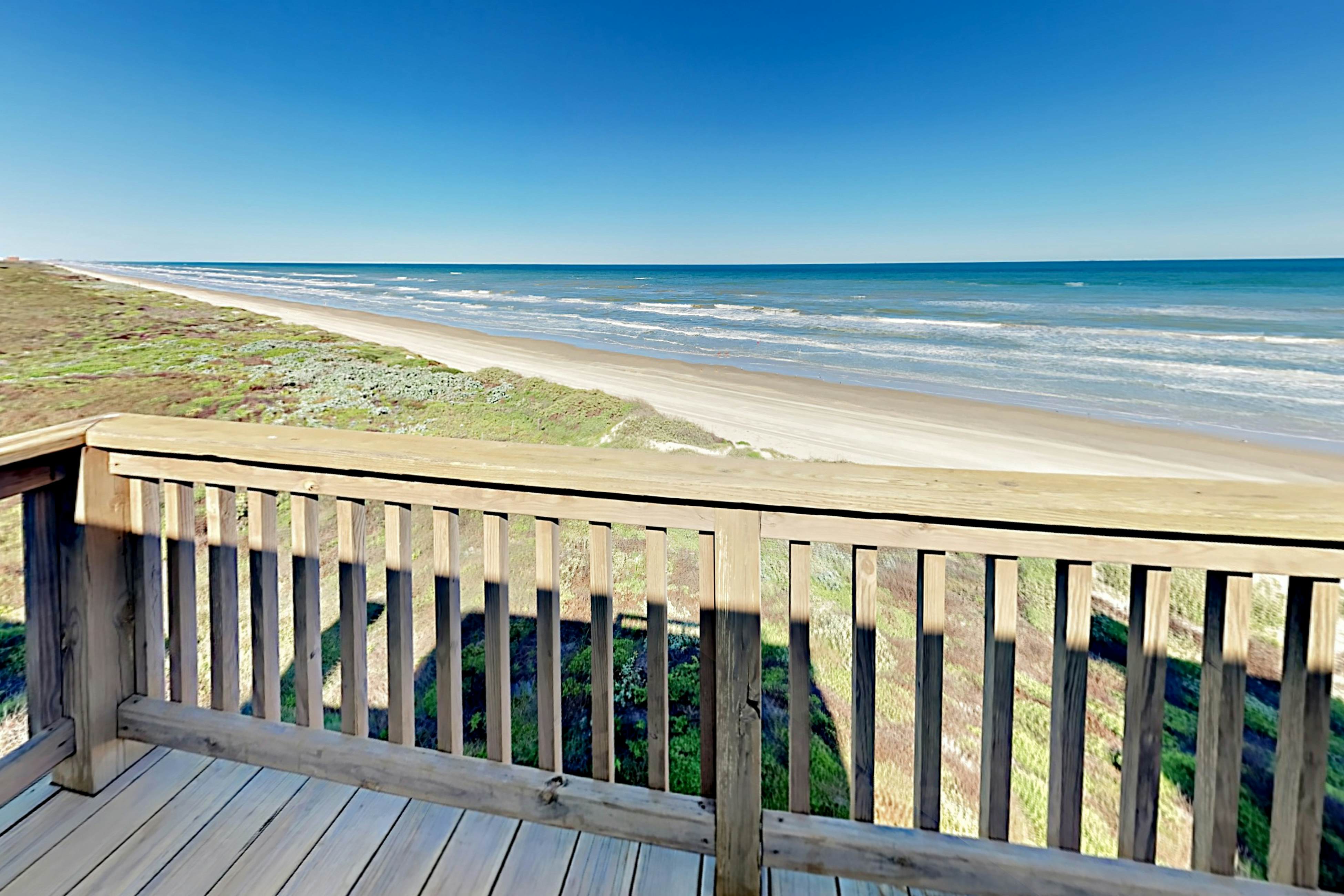 Lost Colony Vacation Homes, Beach Houses Port Aransas, TX Vacasa