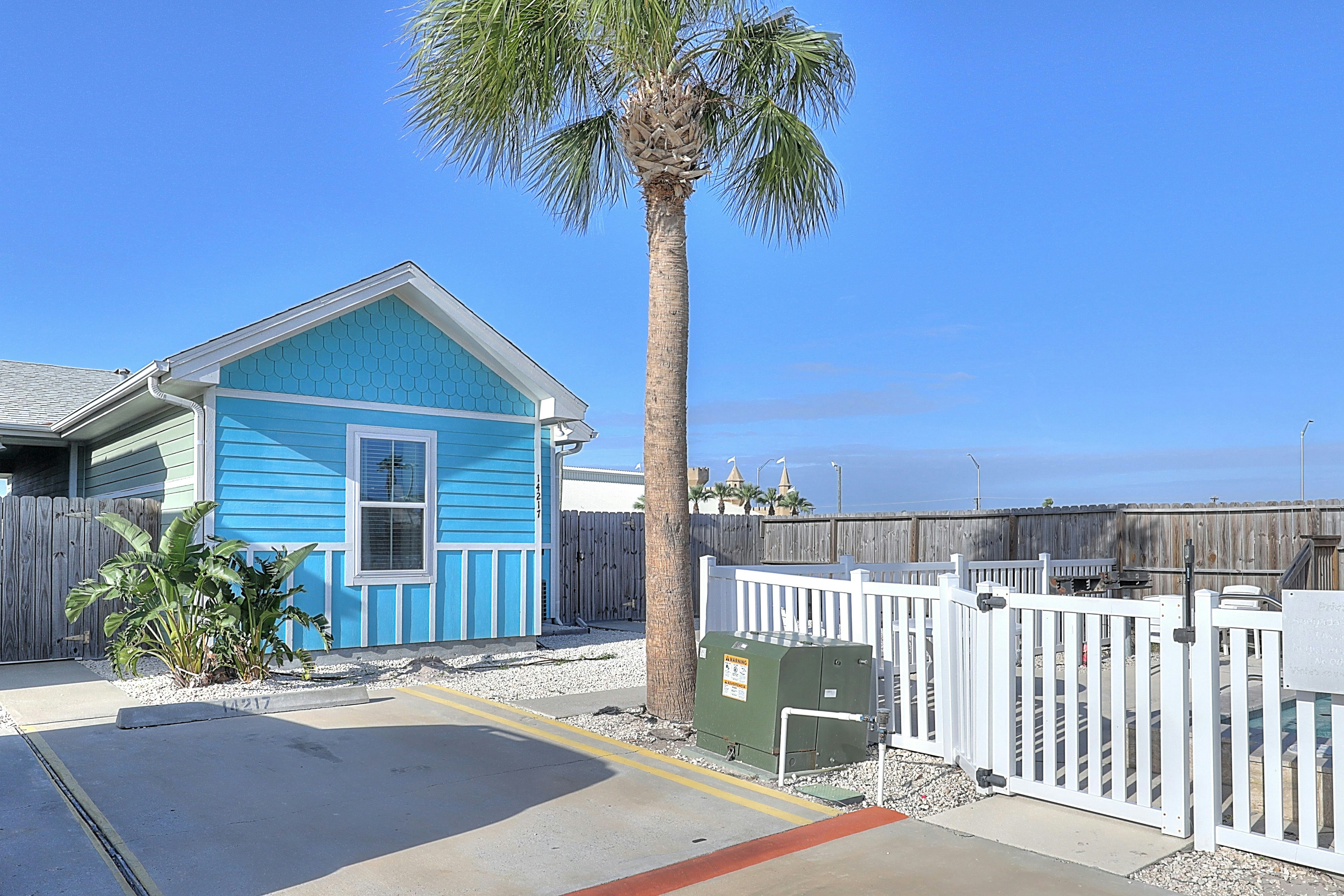 Anegada Village - Love & Luck