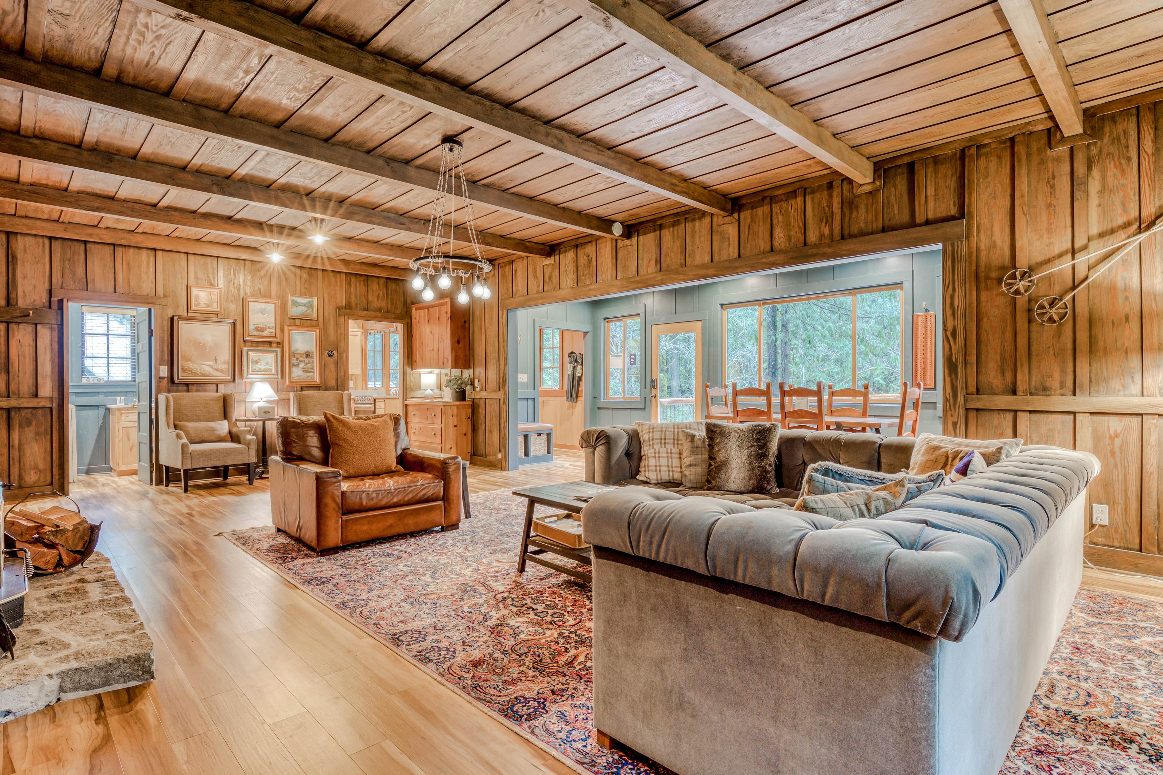 Hygge Cabin On The River