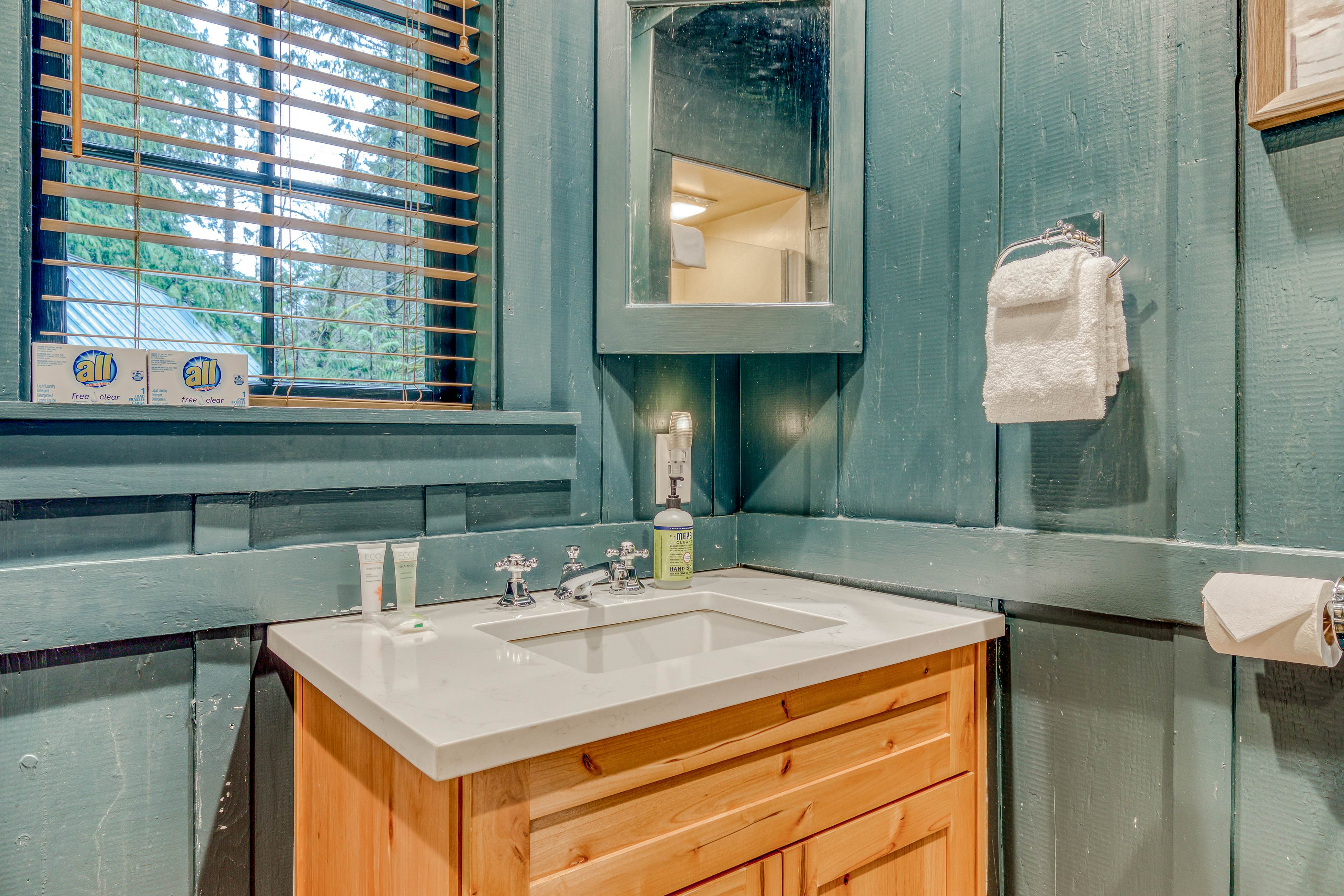 Hygge Cabin On The River