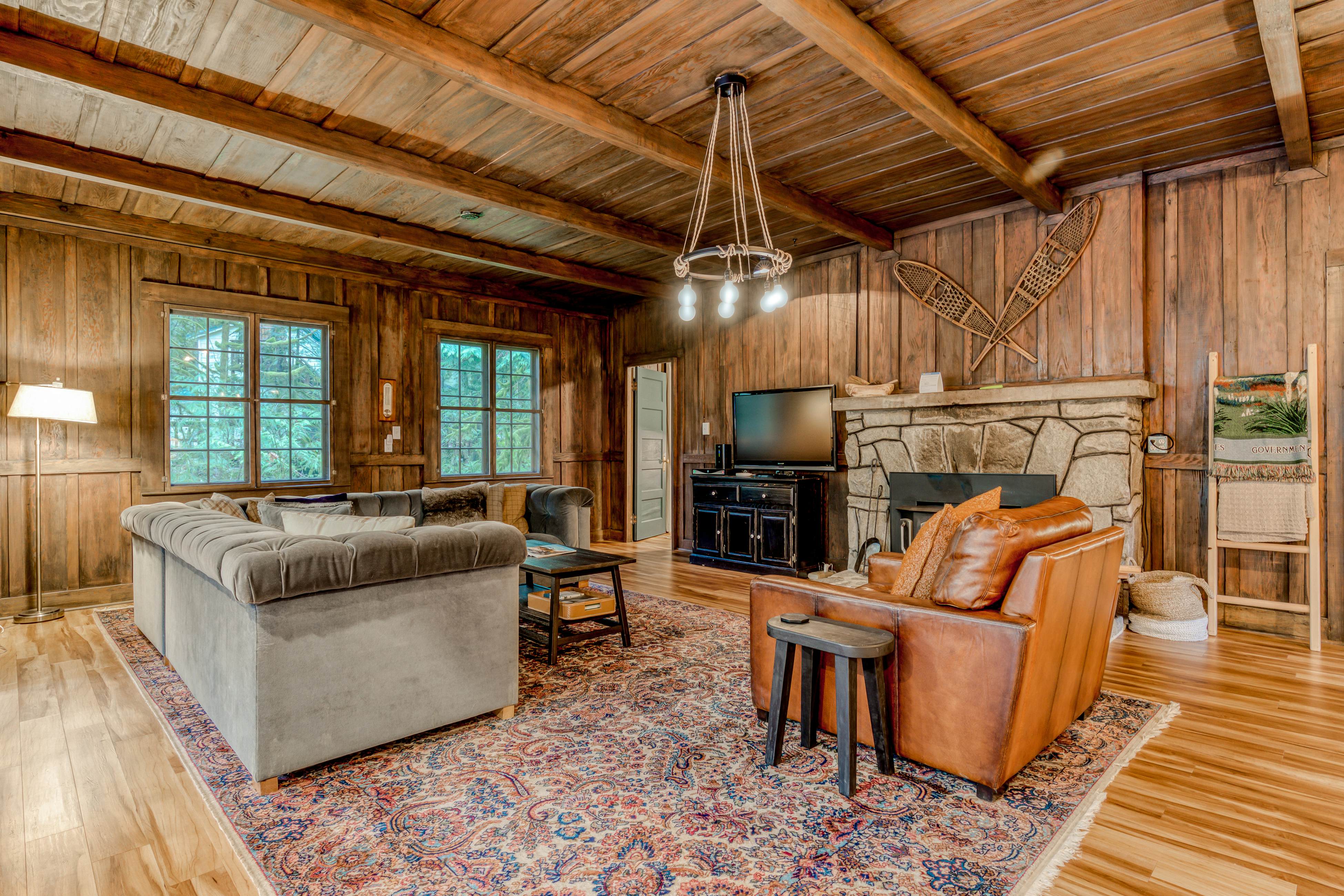 Hygge Cabin On The River