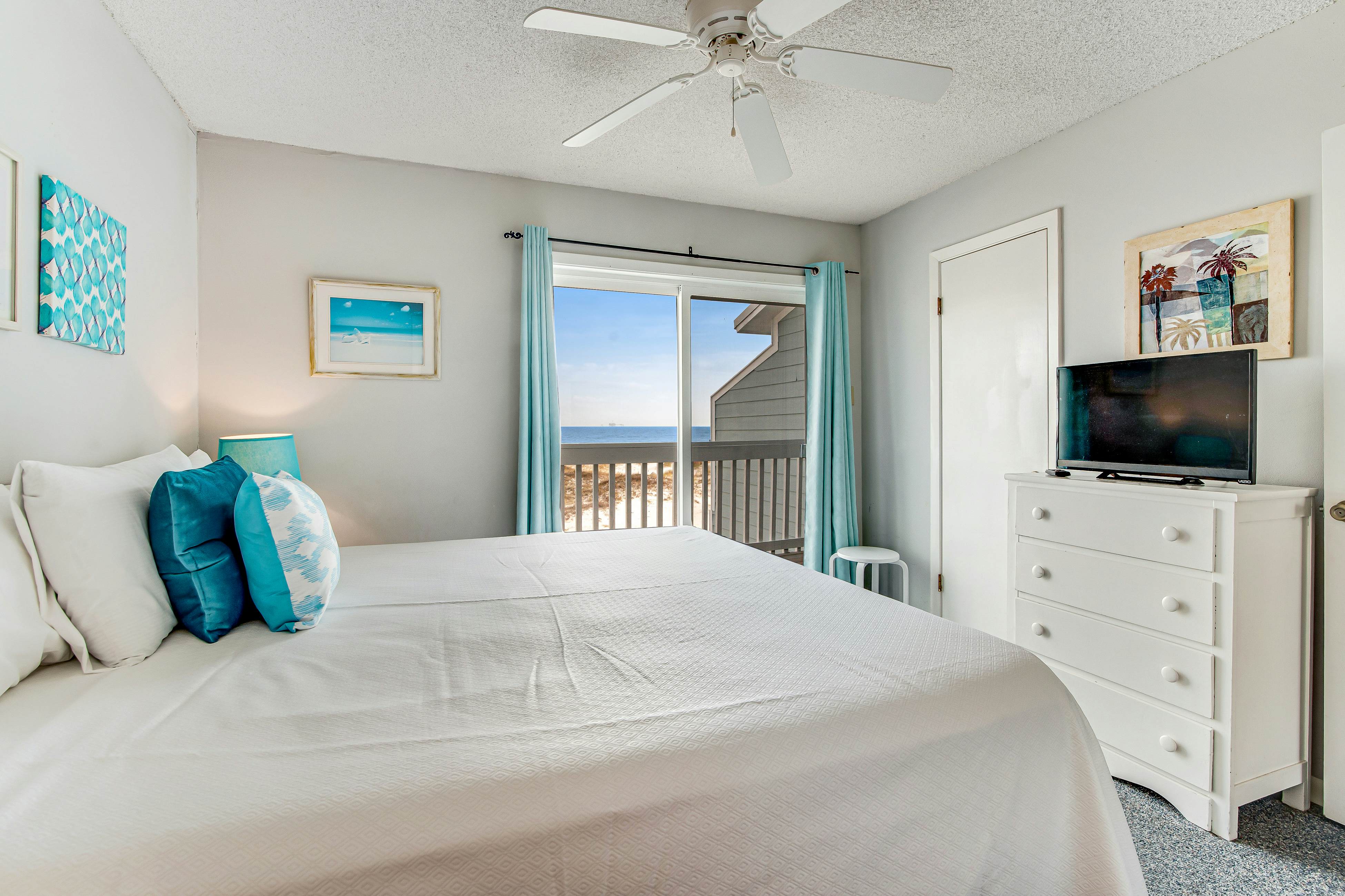 Fort Townhomes E7 2 BD Fort AL Vacation Rental Vacasa