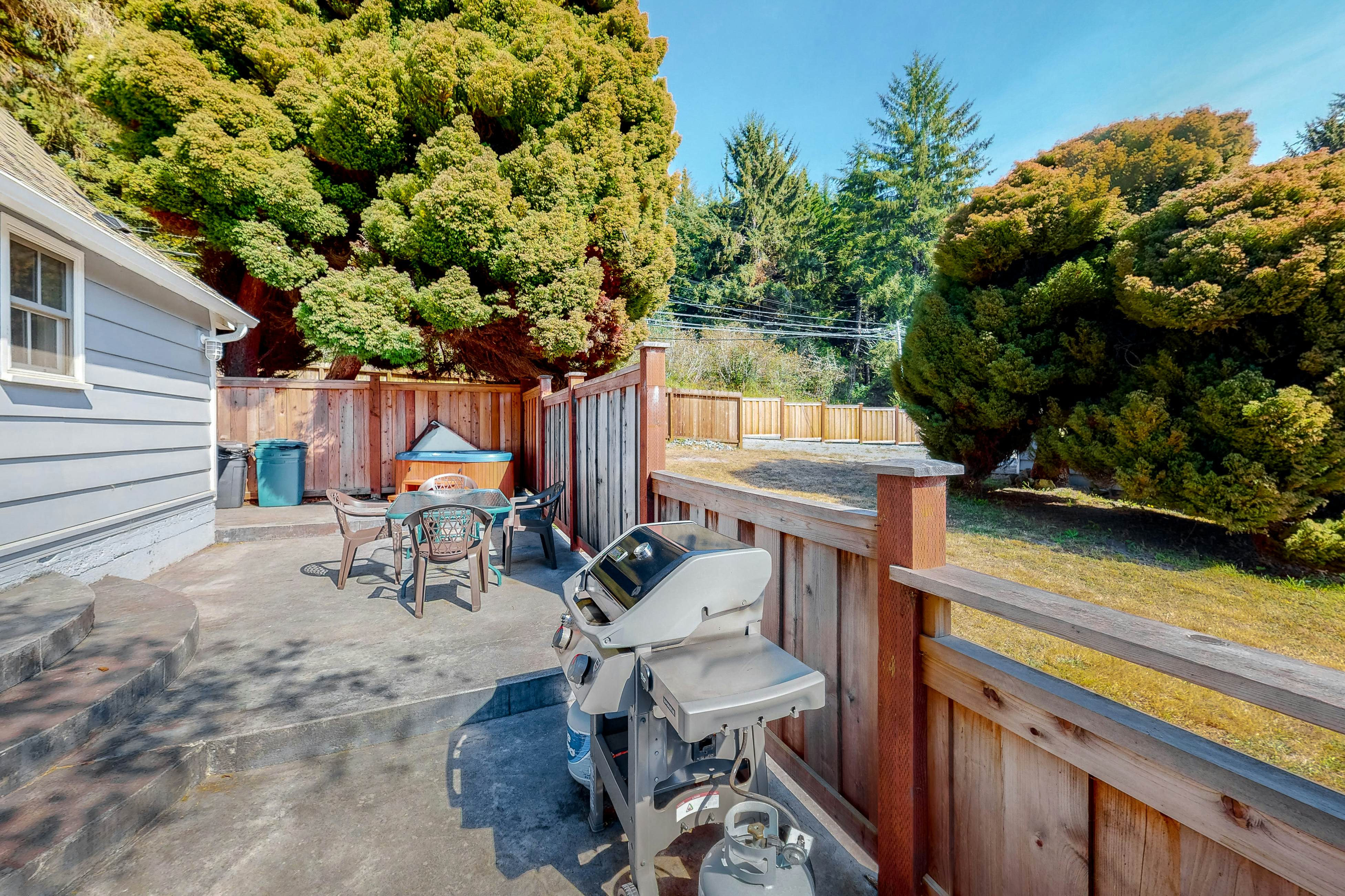 Alder Cottage 1 BD Trinidad, CA Vacation Rental Vacasa