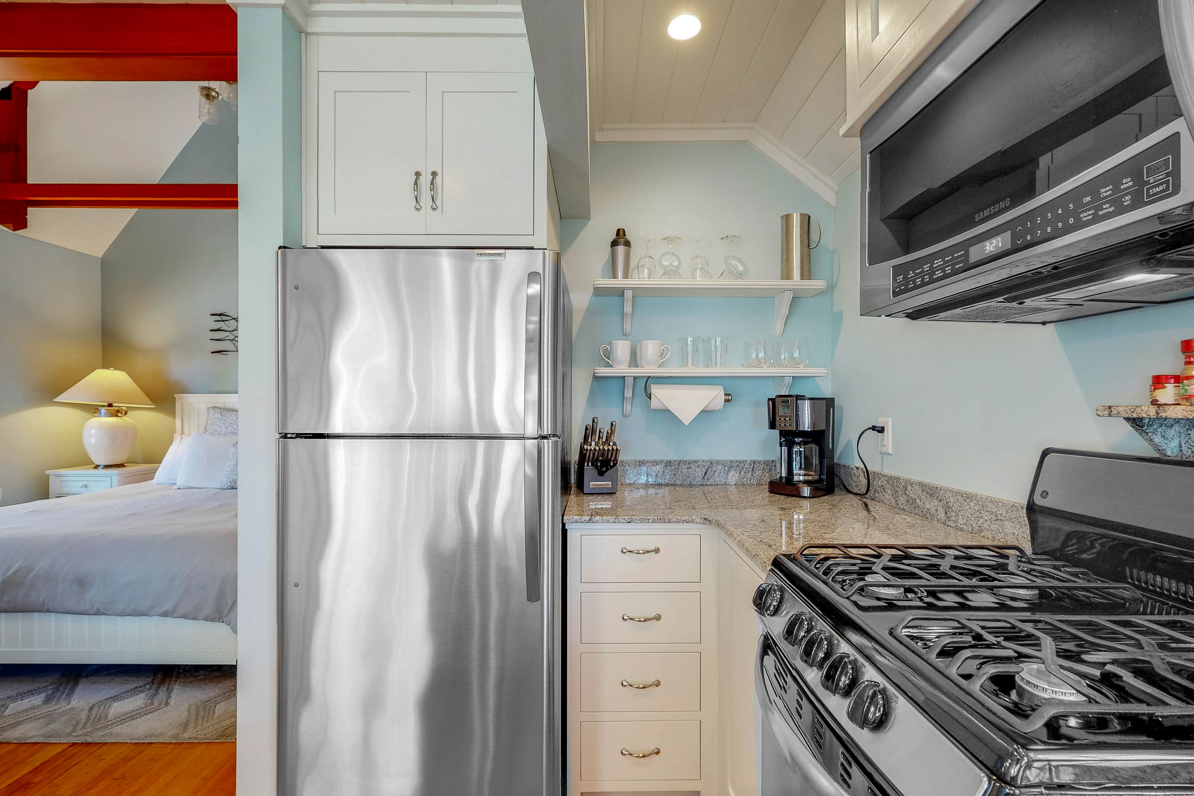 Alder Cottage 1 BD Trinidad, CA Vacation Rental Vacasa