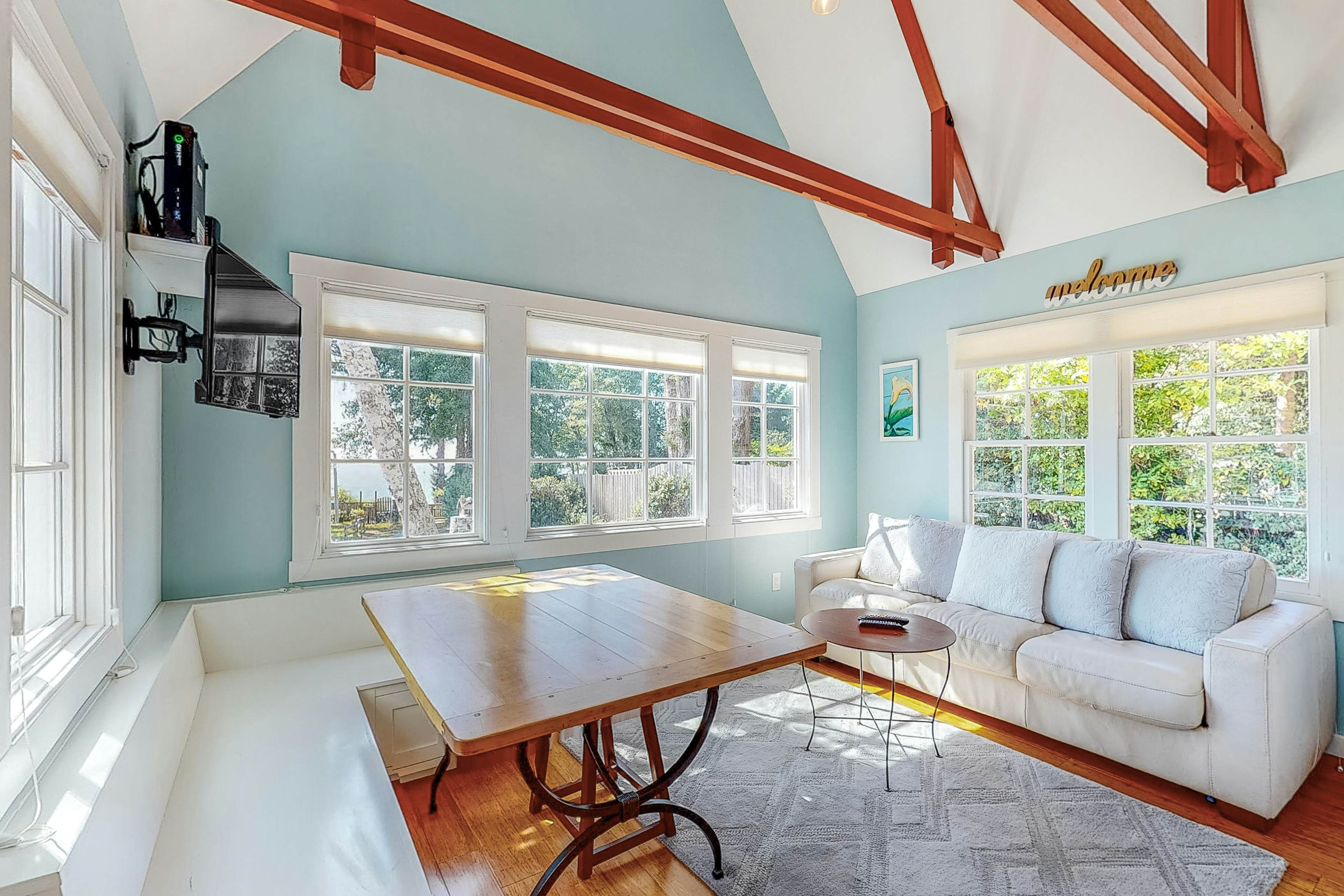 Alder Cottage 1 BD Trinidad, CA Vacation Rental Vacasa