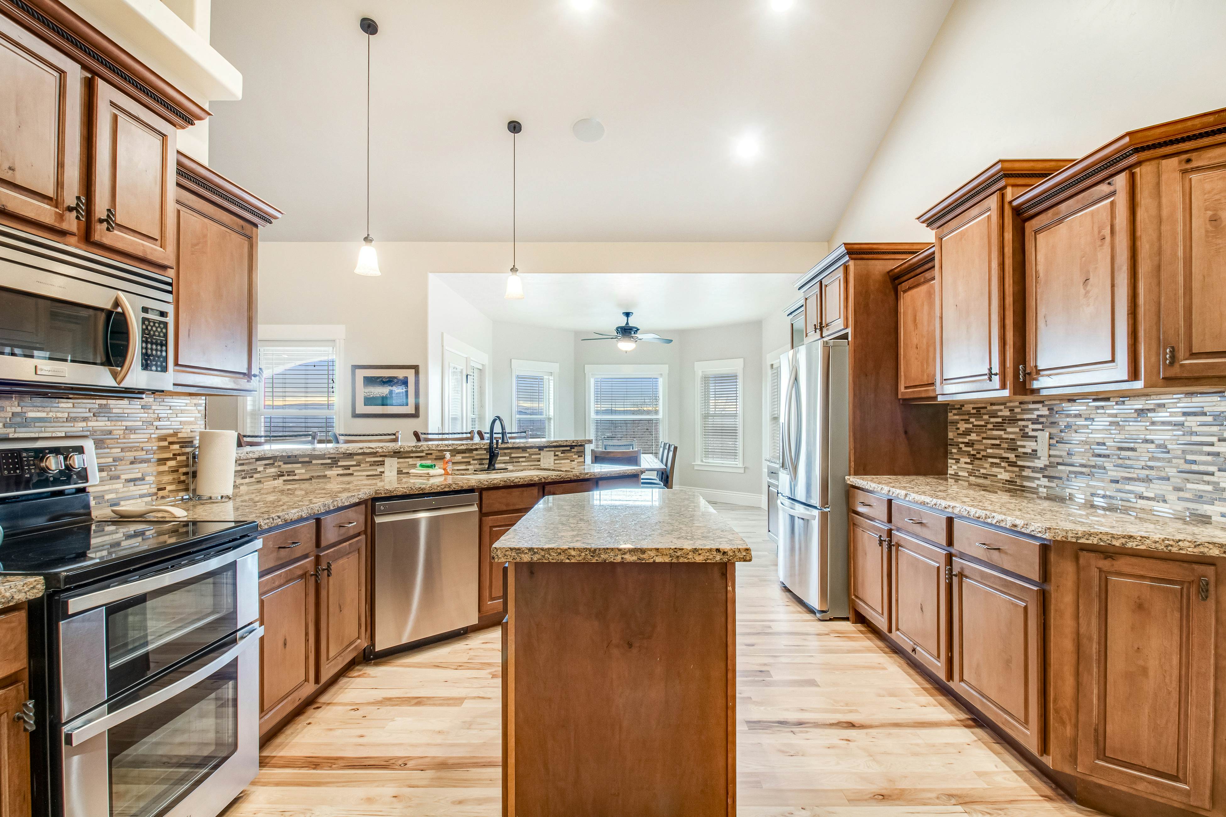 Kerry Hill Manor 3 BD Wilder, ID Vacation Rental Vacasa