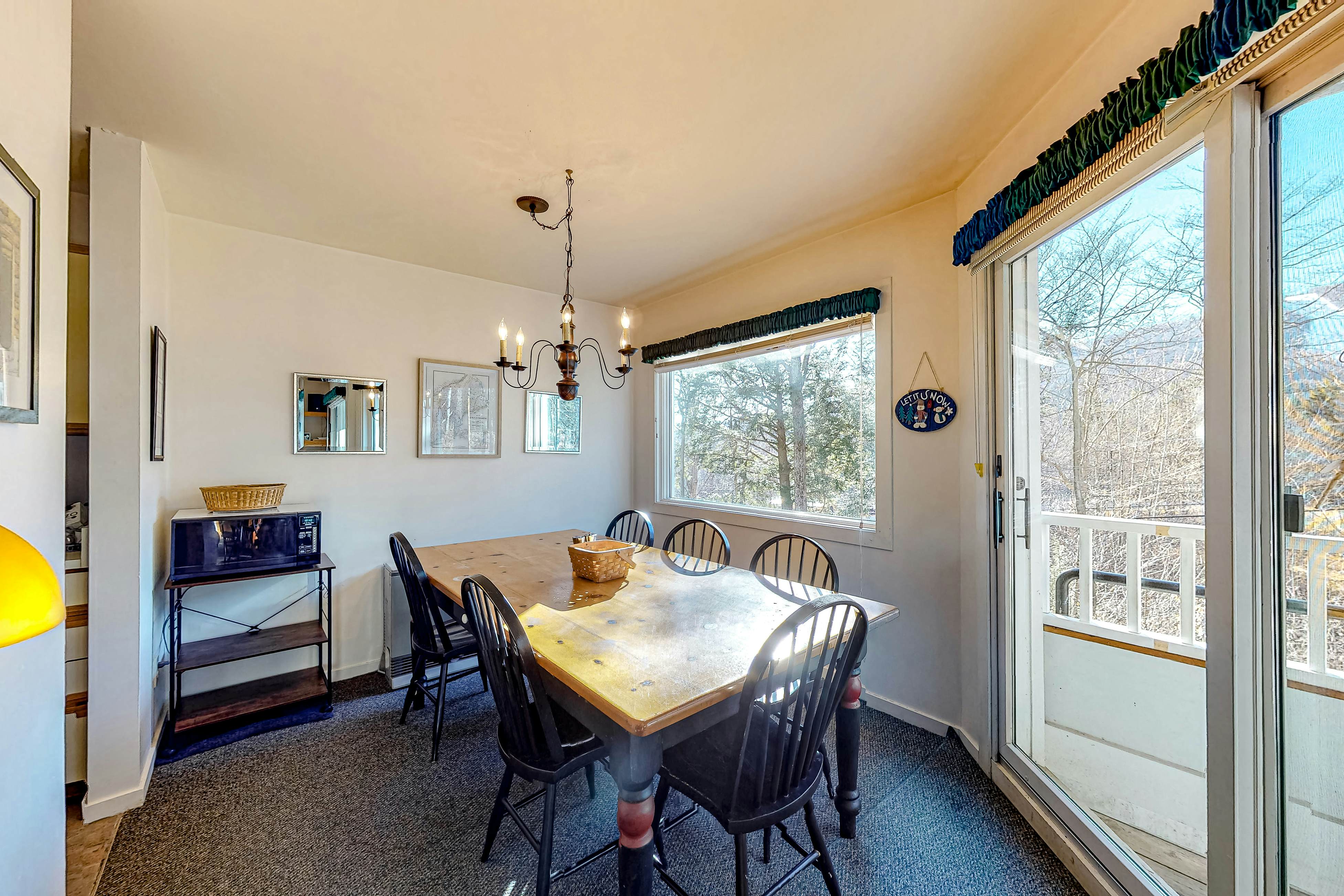 Glades 13 2 BD Warren, VT Vacation Rental Vacasa