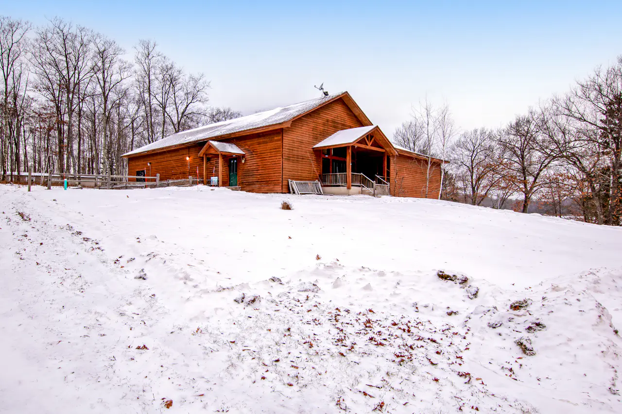 Lake House Lodge on East Horsehead Full Property 7 BD Harshaw, WI