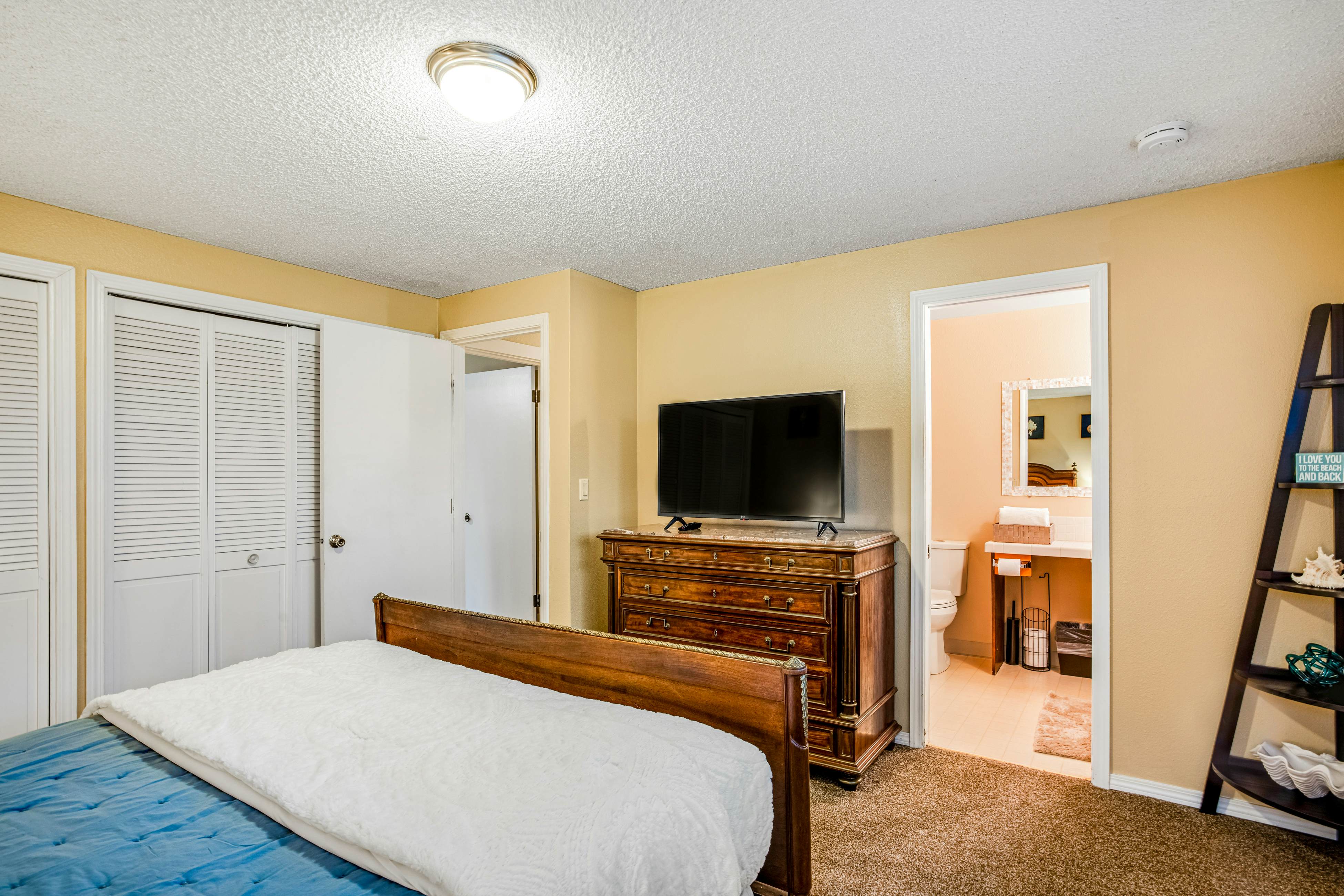 Carlson Cove 5 BD Warrenton, OR Vacation Rental Vacasa