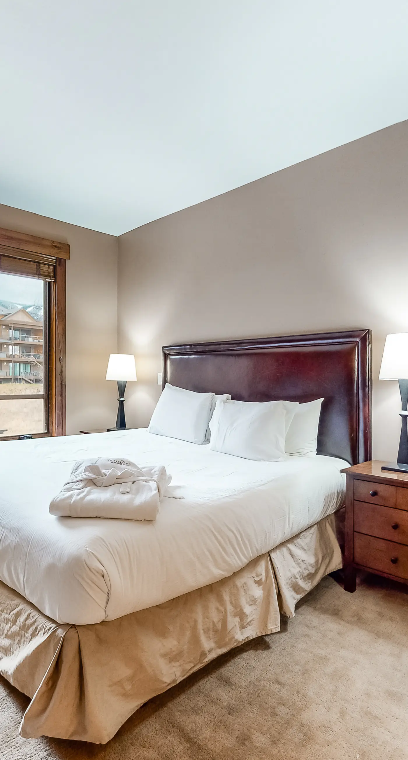 Trailhead Lodge 2105