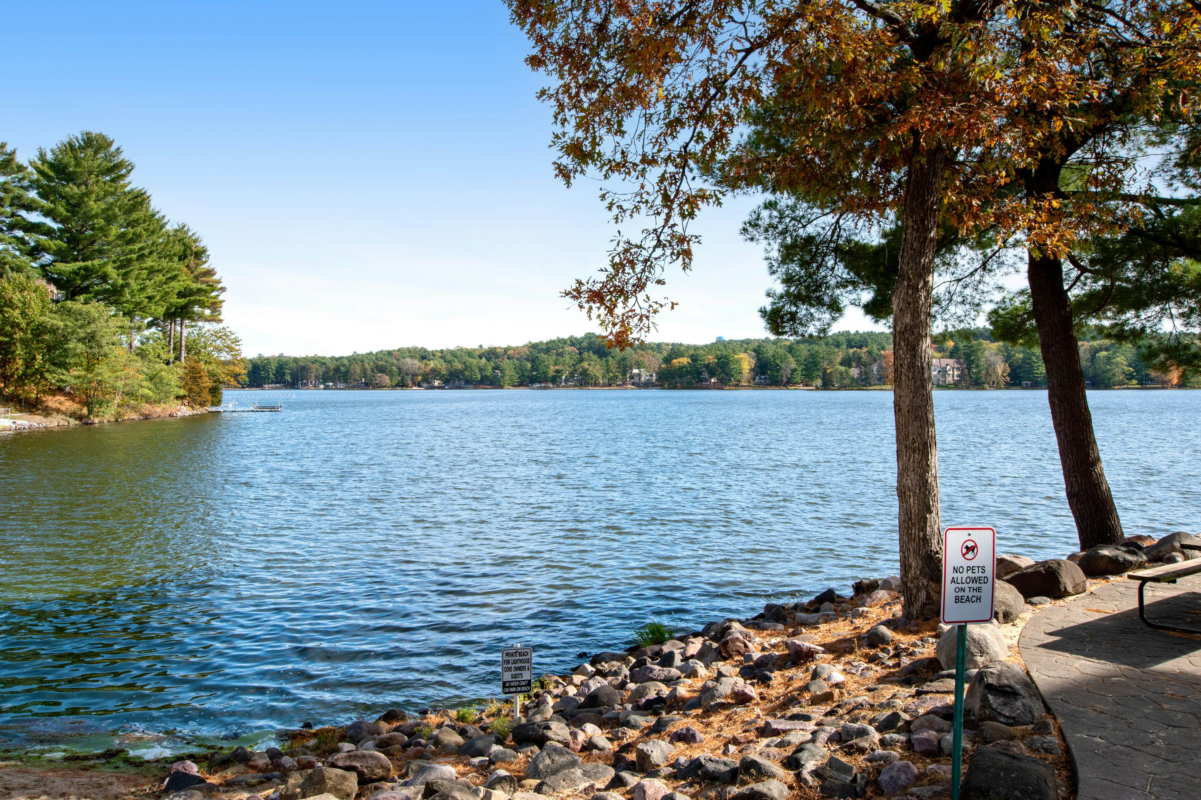 Lighthouse Cove Condo Resort 603 1 BD Wisconsin Dells, WI Vacation