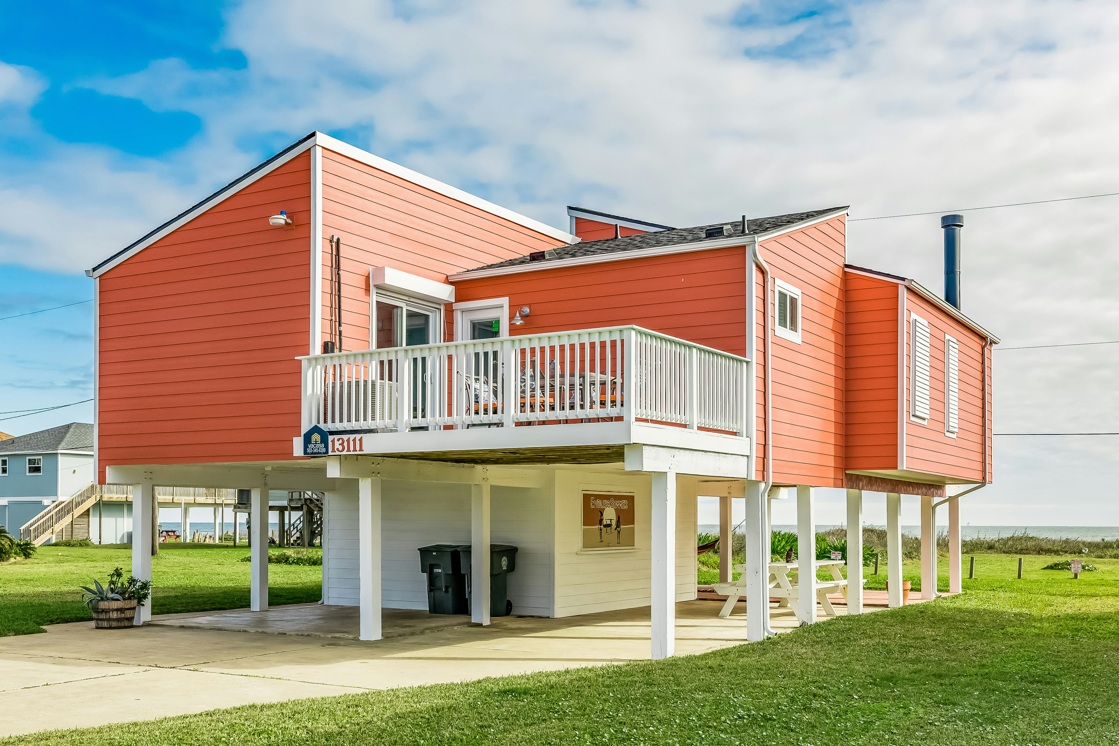 Endless Summer at Bermuda Beach